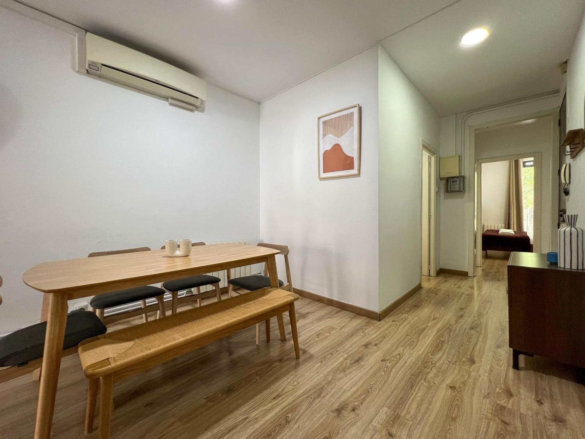U-nique Urgell Appartement *