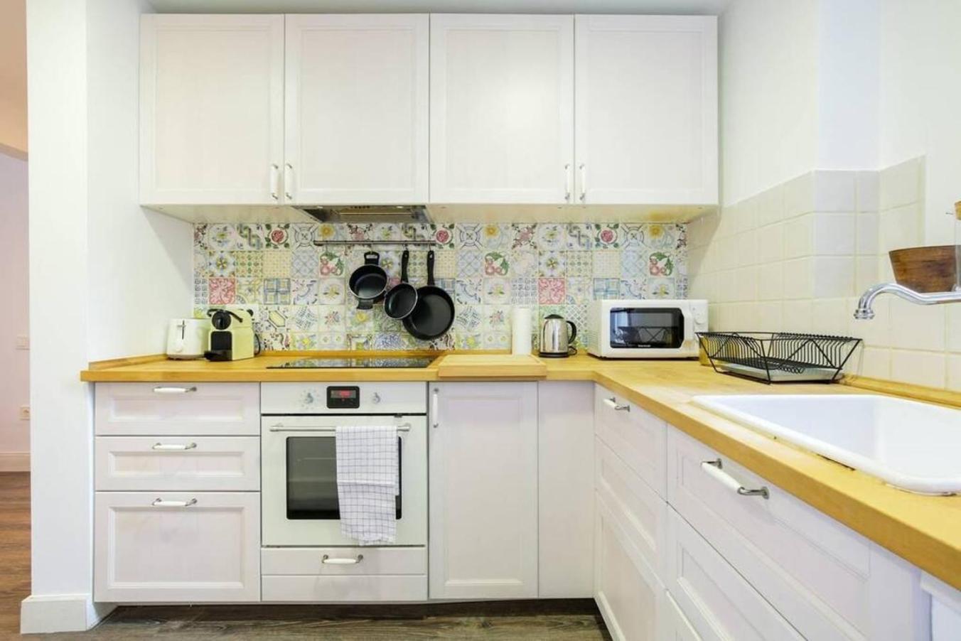 Apartment Colorful With Cozy Terrace In Gracia *