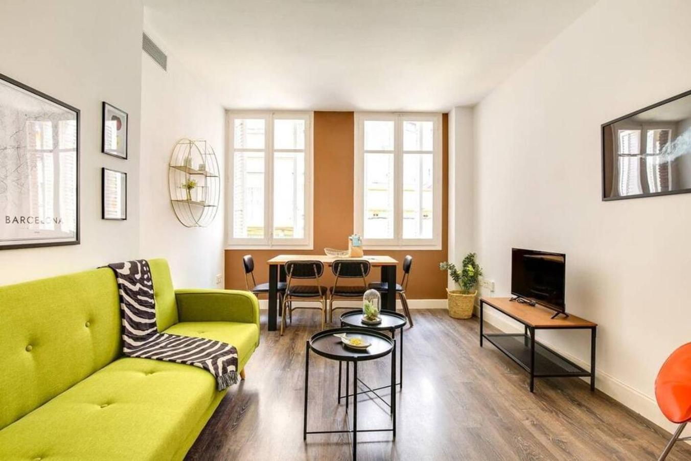 Apartment Colorful With Cozy Terrace In Gracia