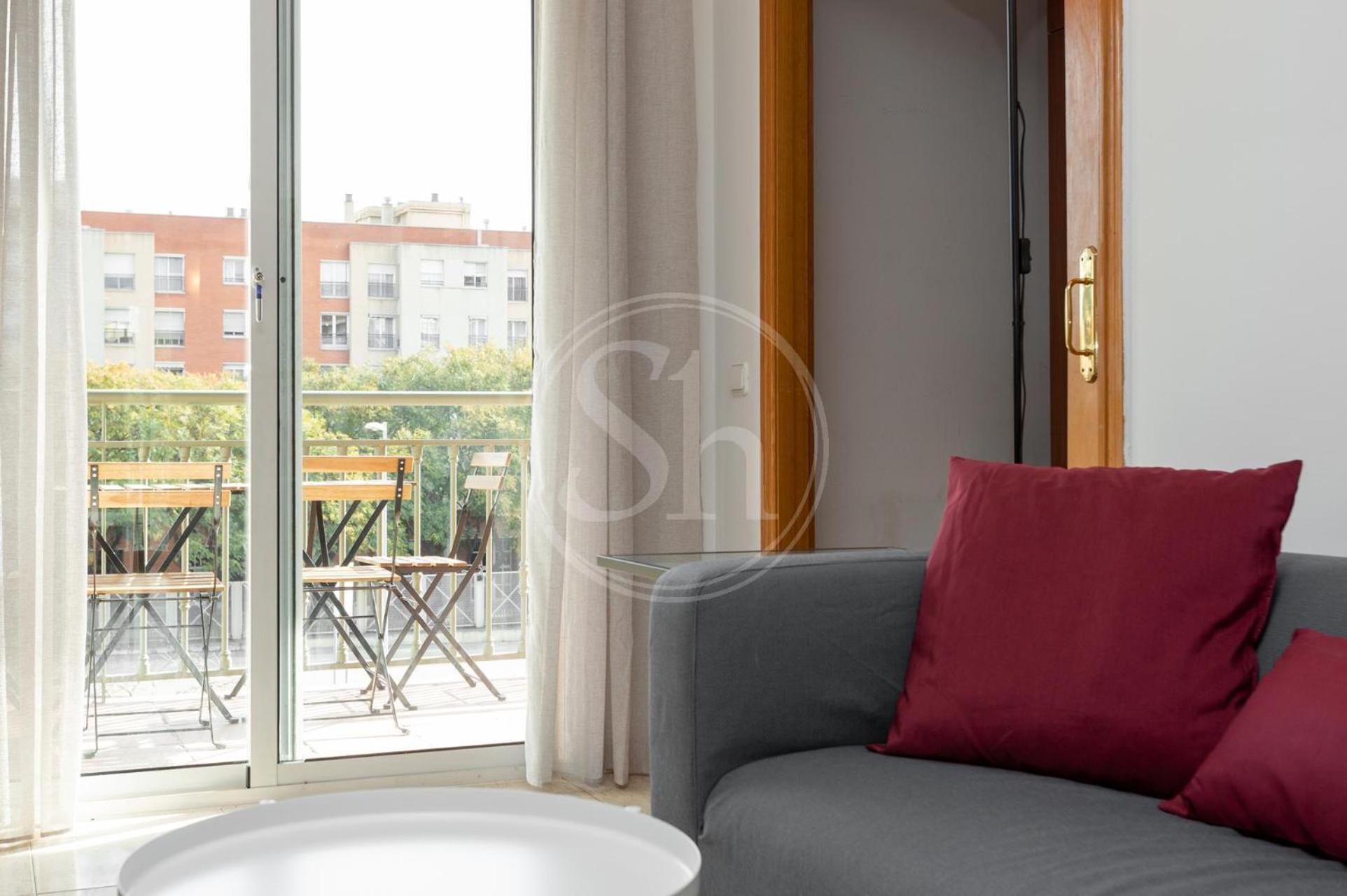 Appartement 3 Con Balcon