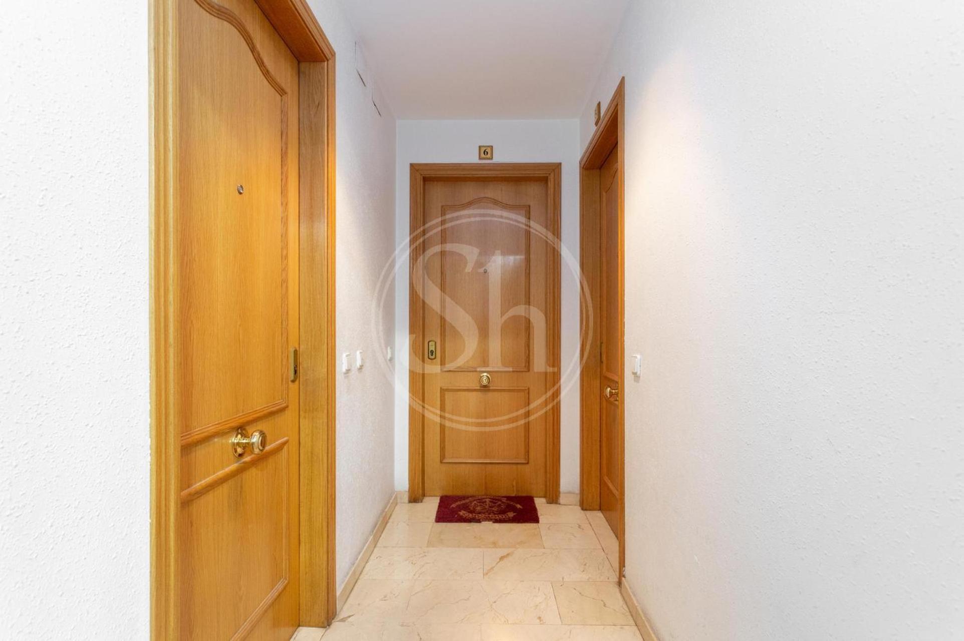 3 Con Balcon Appartement