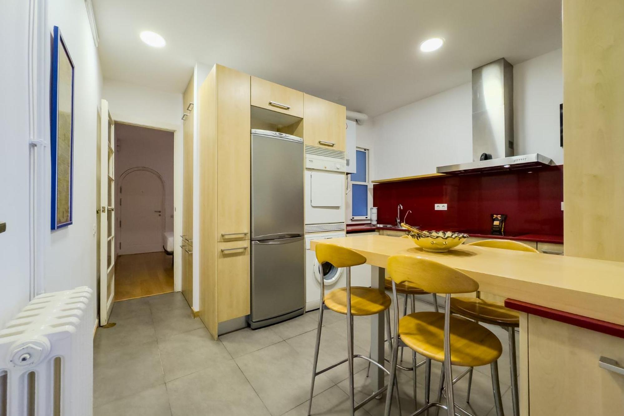 Enrique Granados Apartment Barcelona