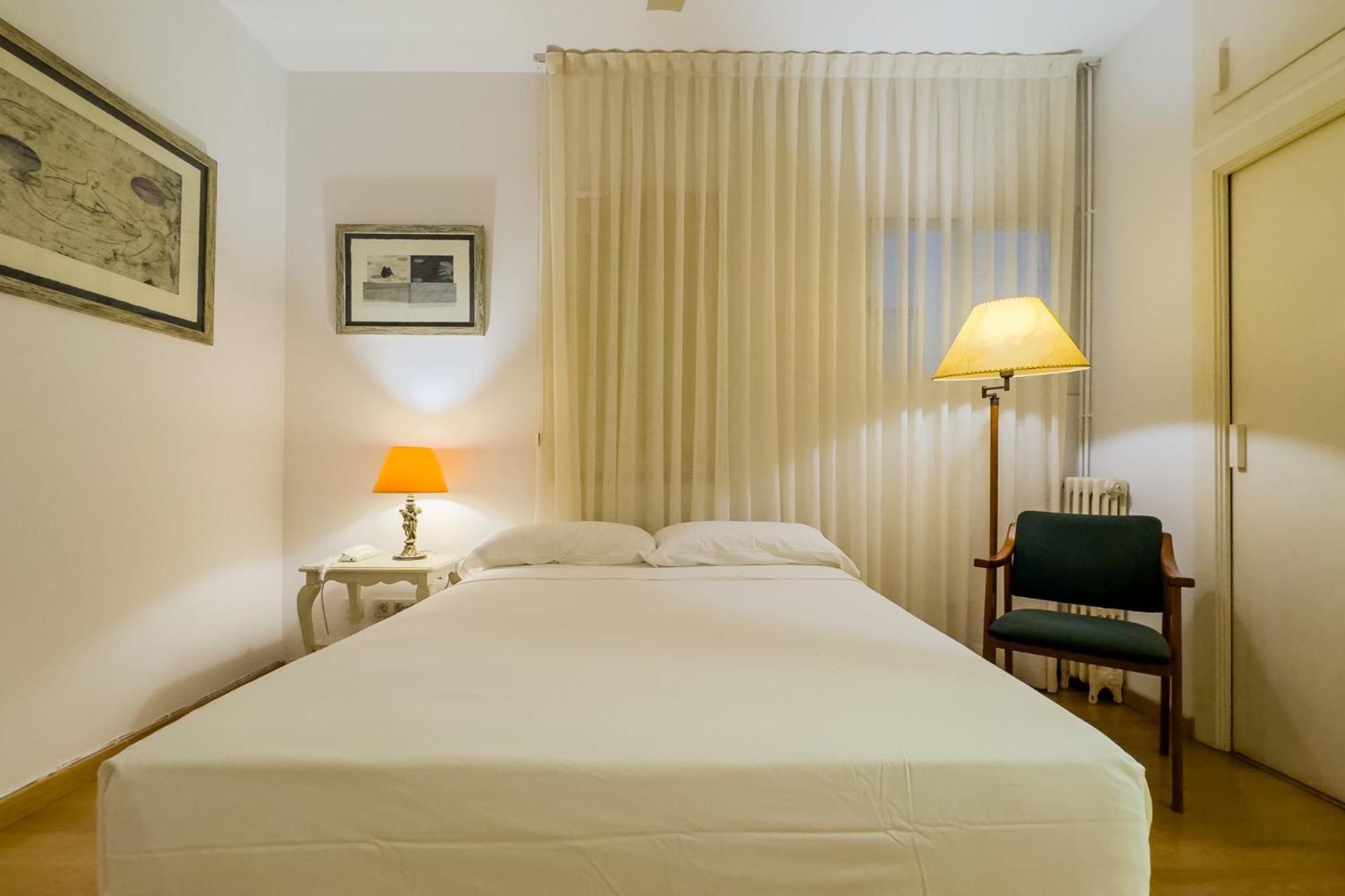 Apartment Enrique Granados Barcelona