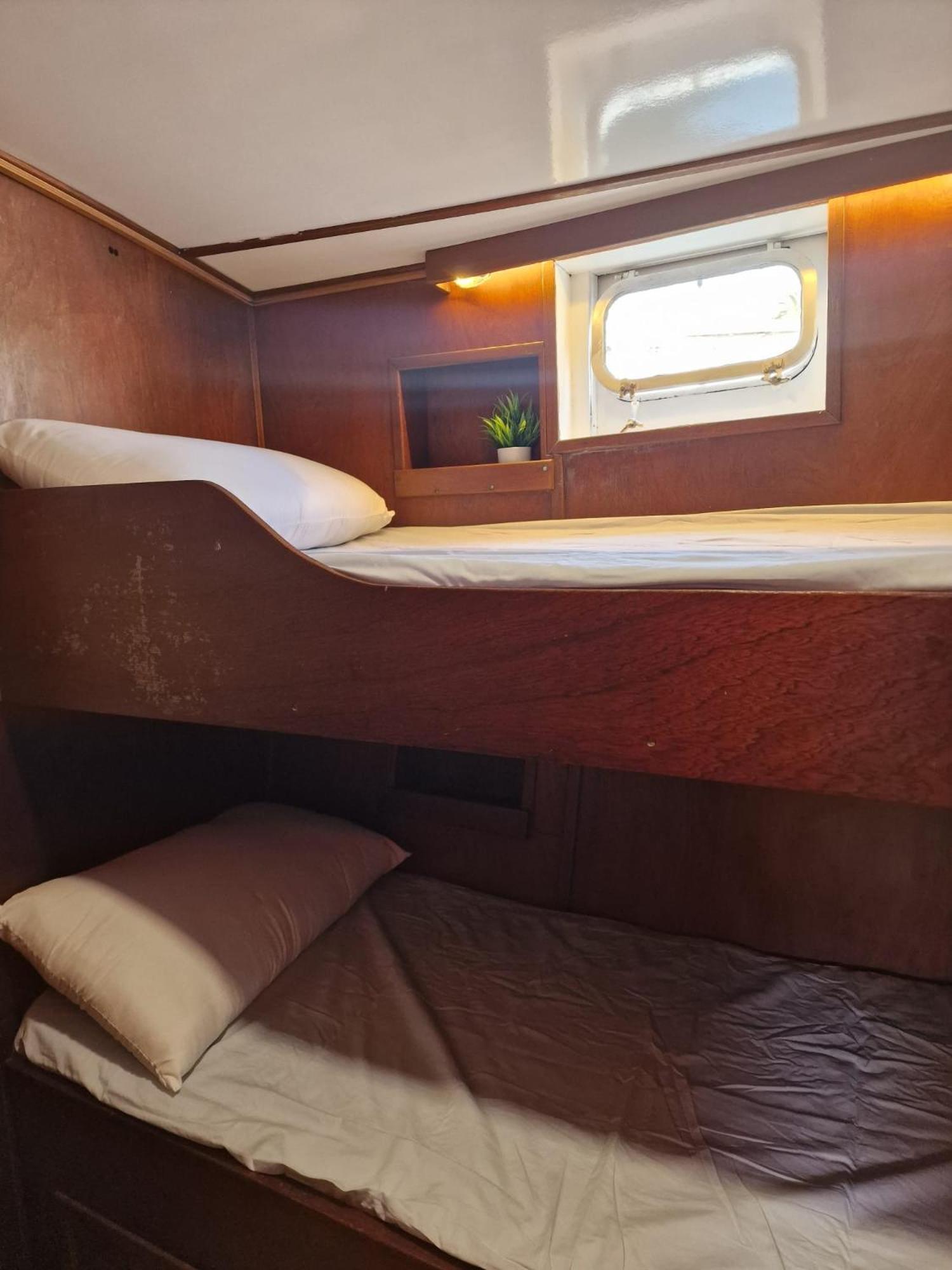 Bateau-hôtel Classic Boat *