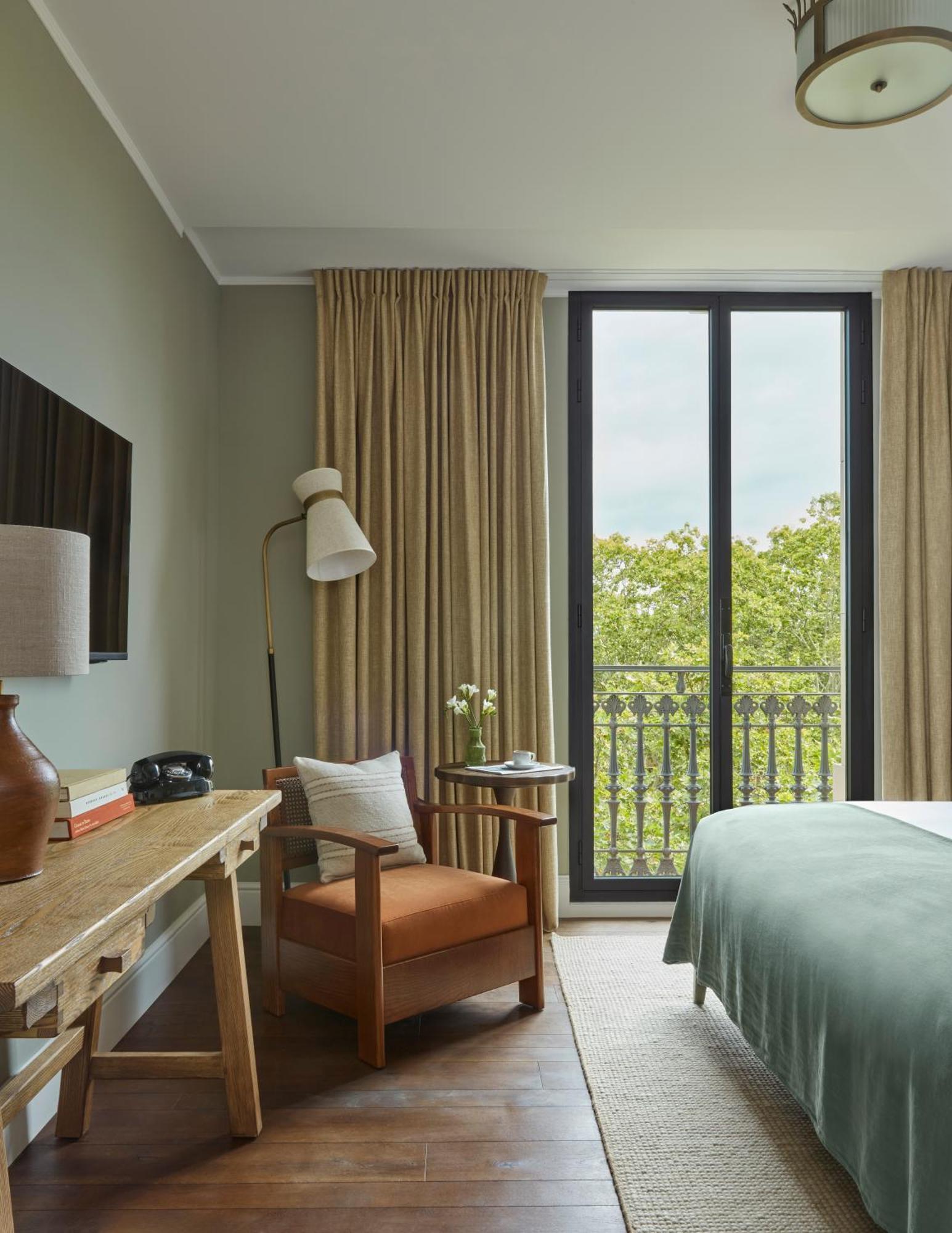 Miiro Borneta Hotel 4*
