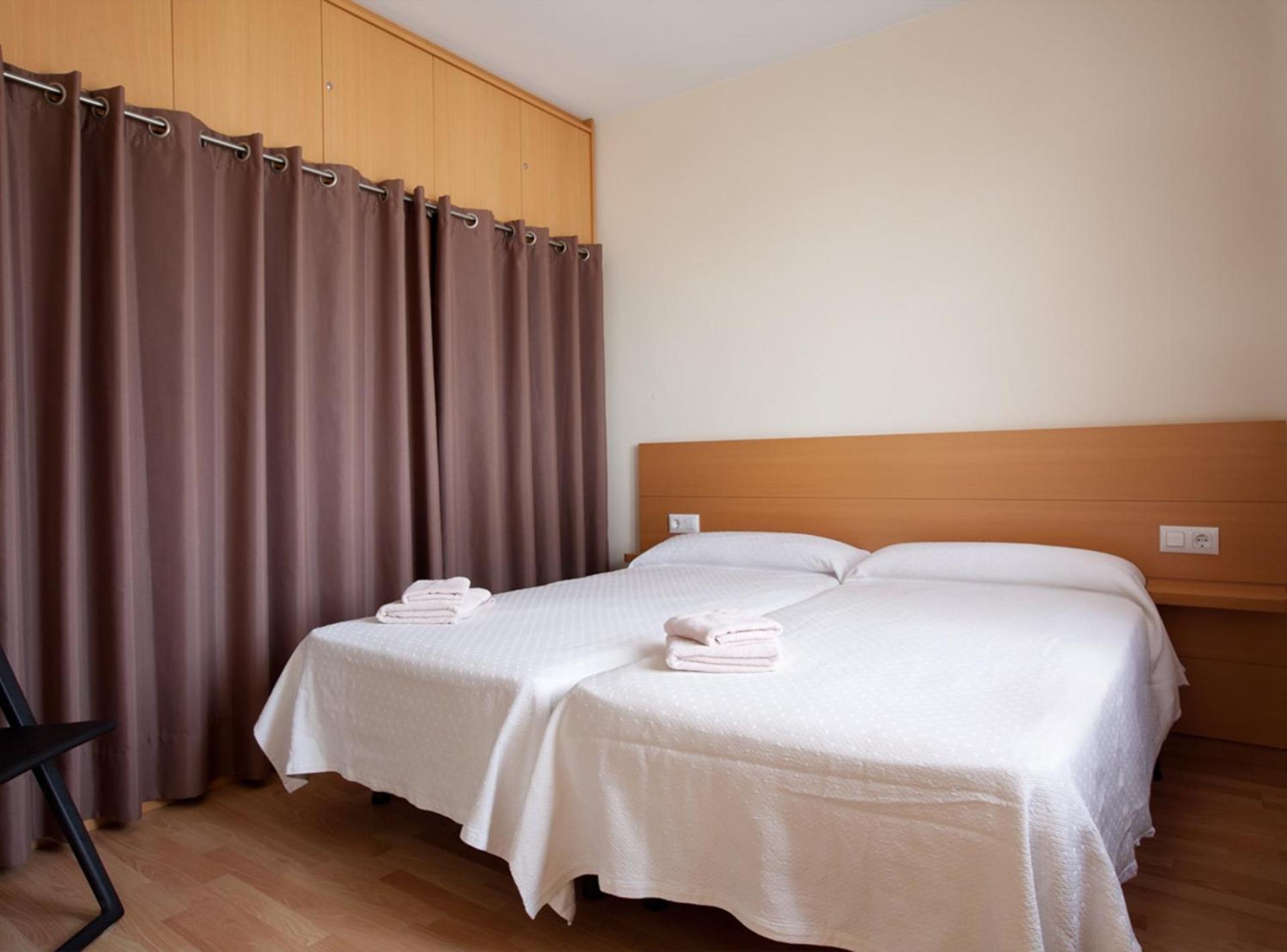 Apartment Corsega - Apartment In The Center Of Barcelona
