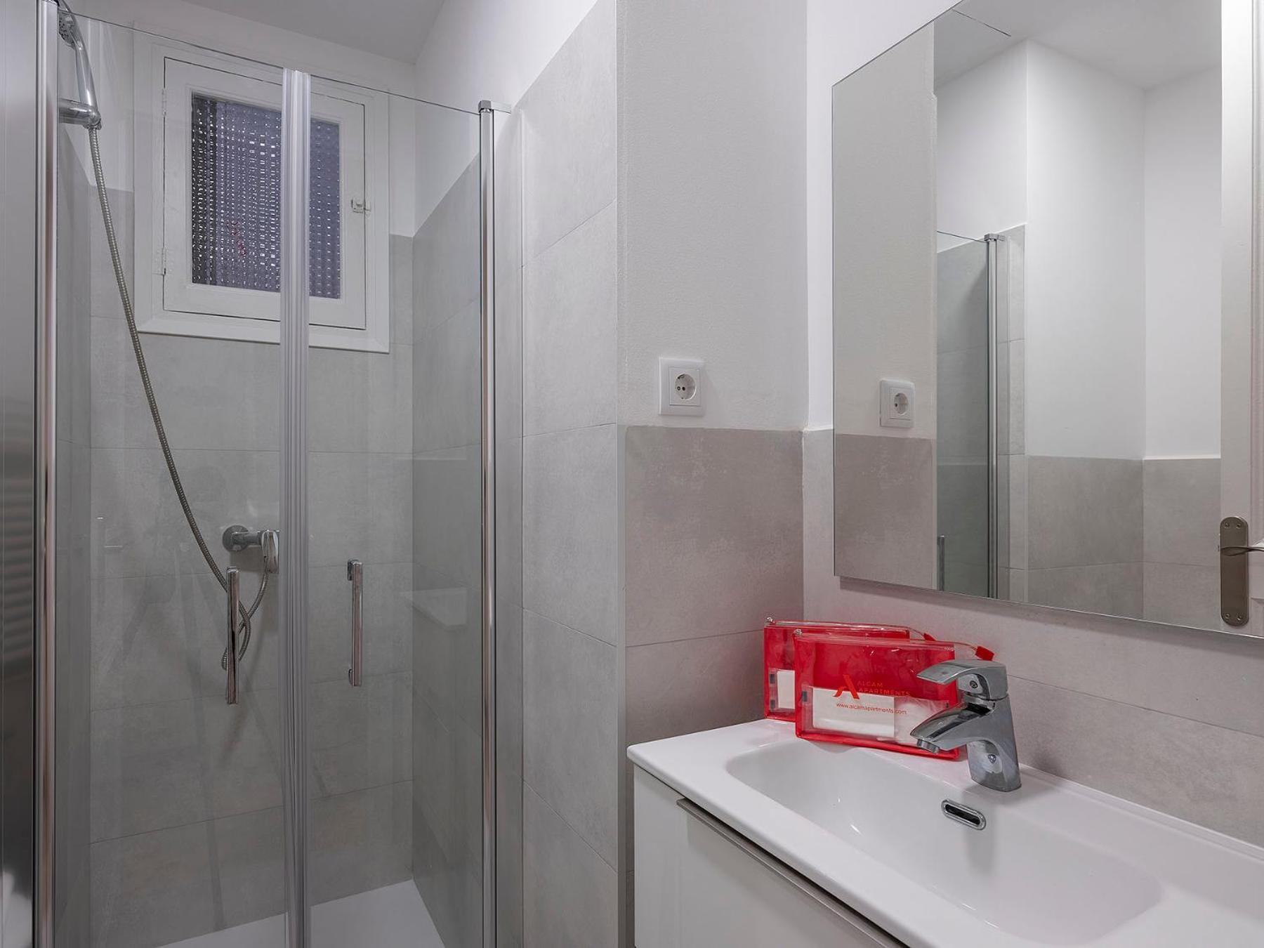 Alcam Entenza Apartment