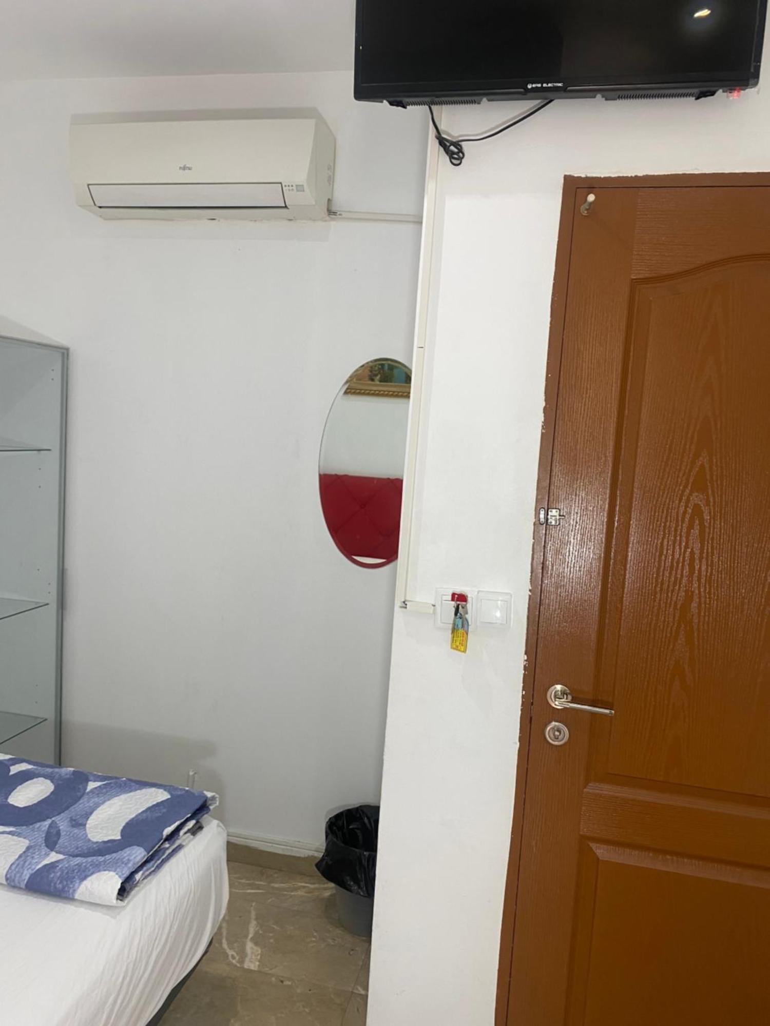 Granvia 628 Hostel *