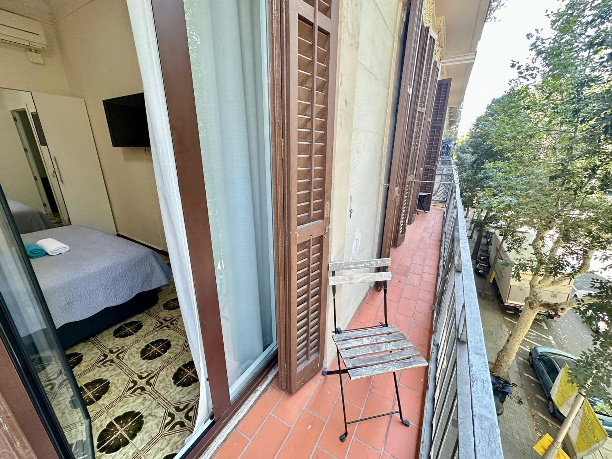 Apartamiento Diputacion Bed & Breakfast 3*