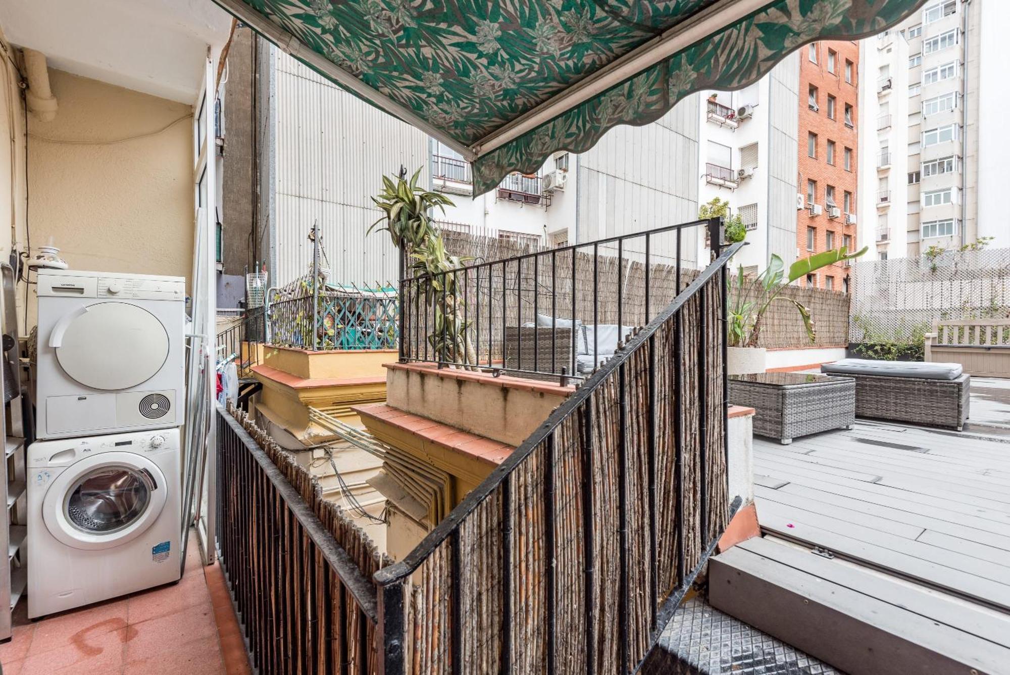 Eixample 3bd With Private Terrace Appartement *