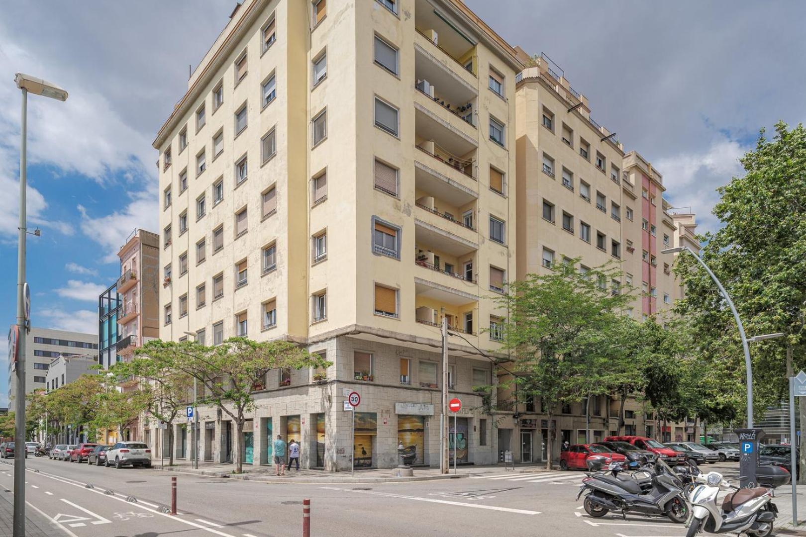Guestready - Comfortable Retreat Next To The Appartement Barcelone
