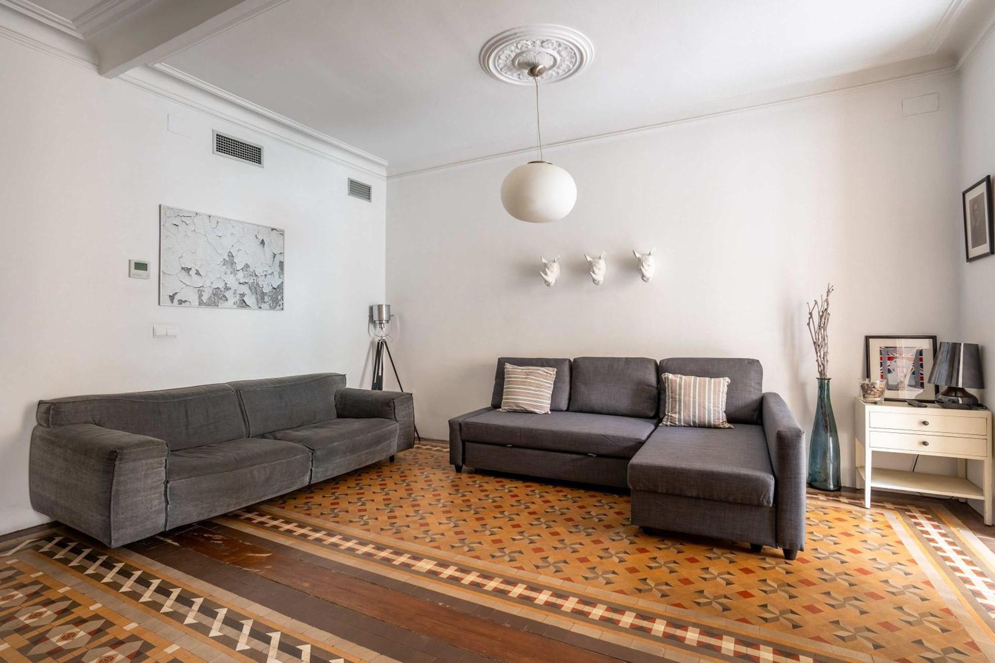 Ronda Sant Pere Apartment *