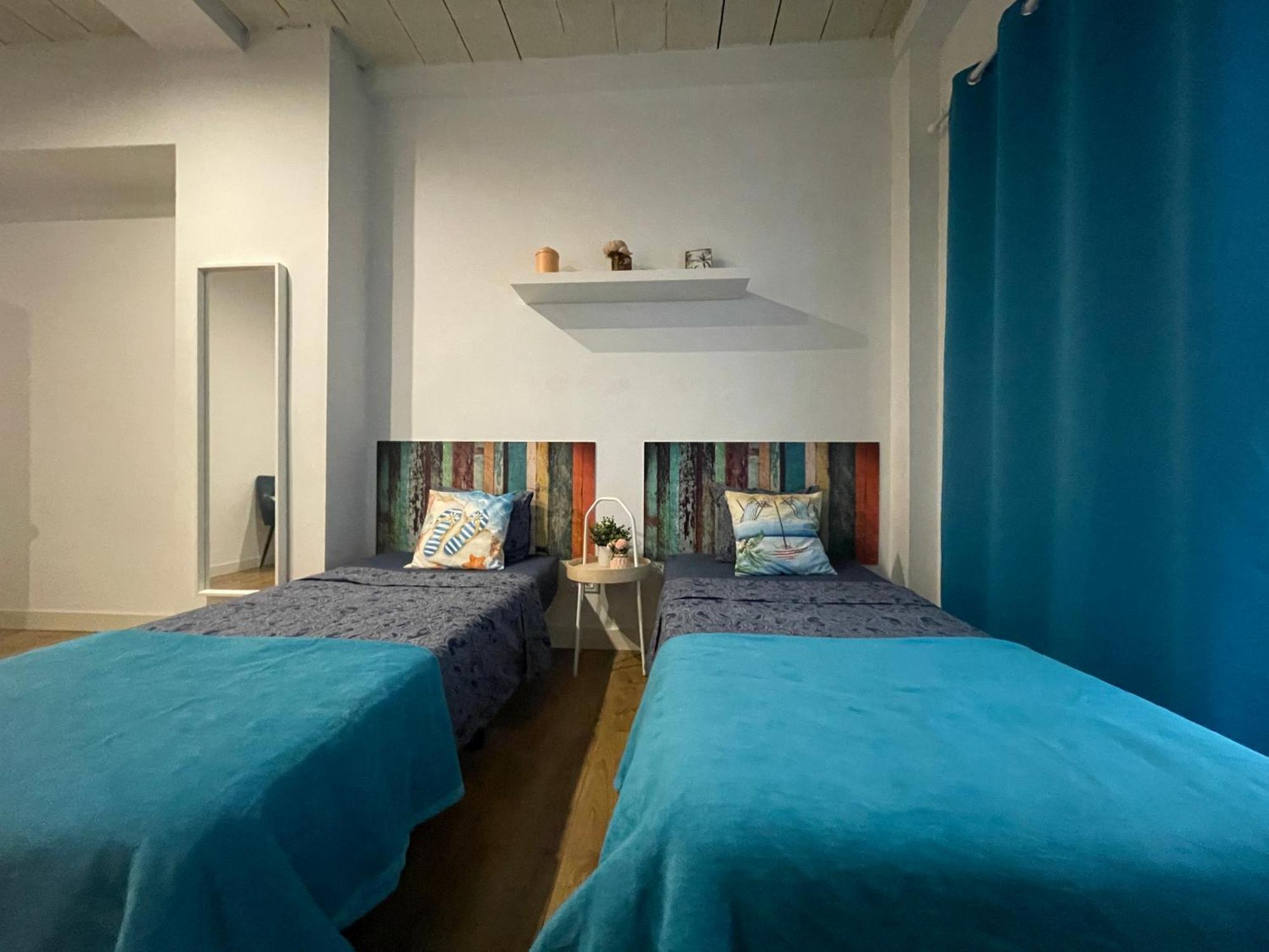 Oasis - By Port Vell 3 * Barcelone