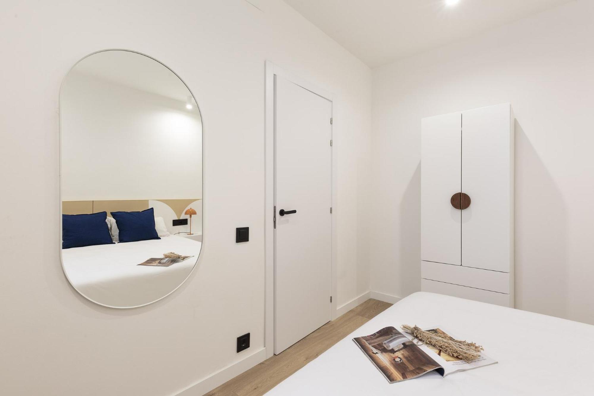 Diagonal Apartments By Olala Homes *