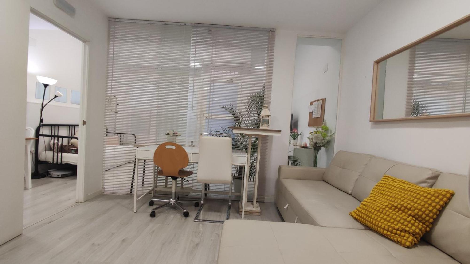 Apartment Study Luxe