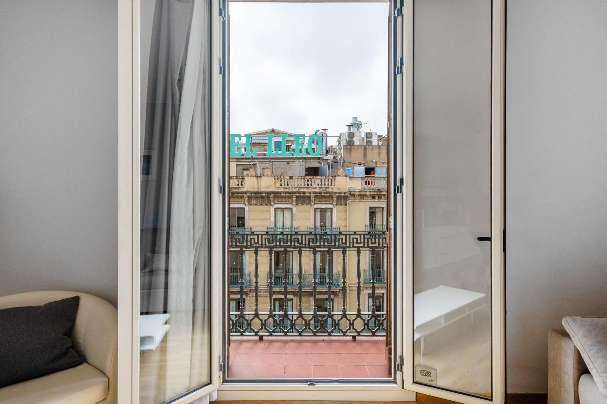 Flateli Pelayo H3 Apartamento *