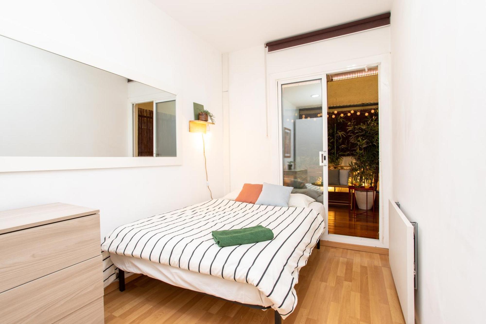 Modern Center Exiample Apartment
