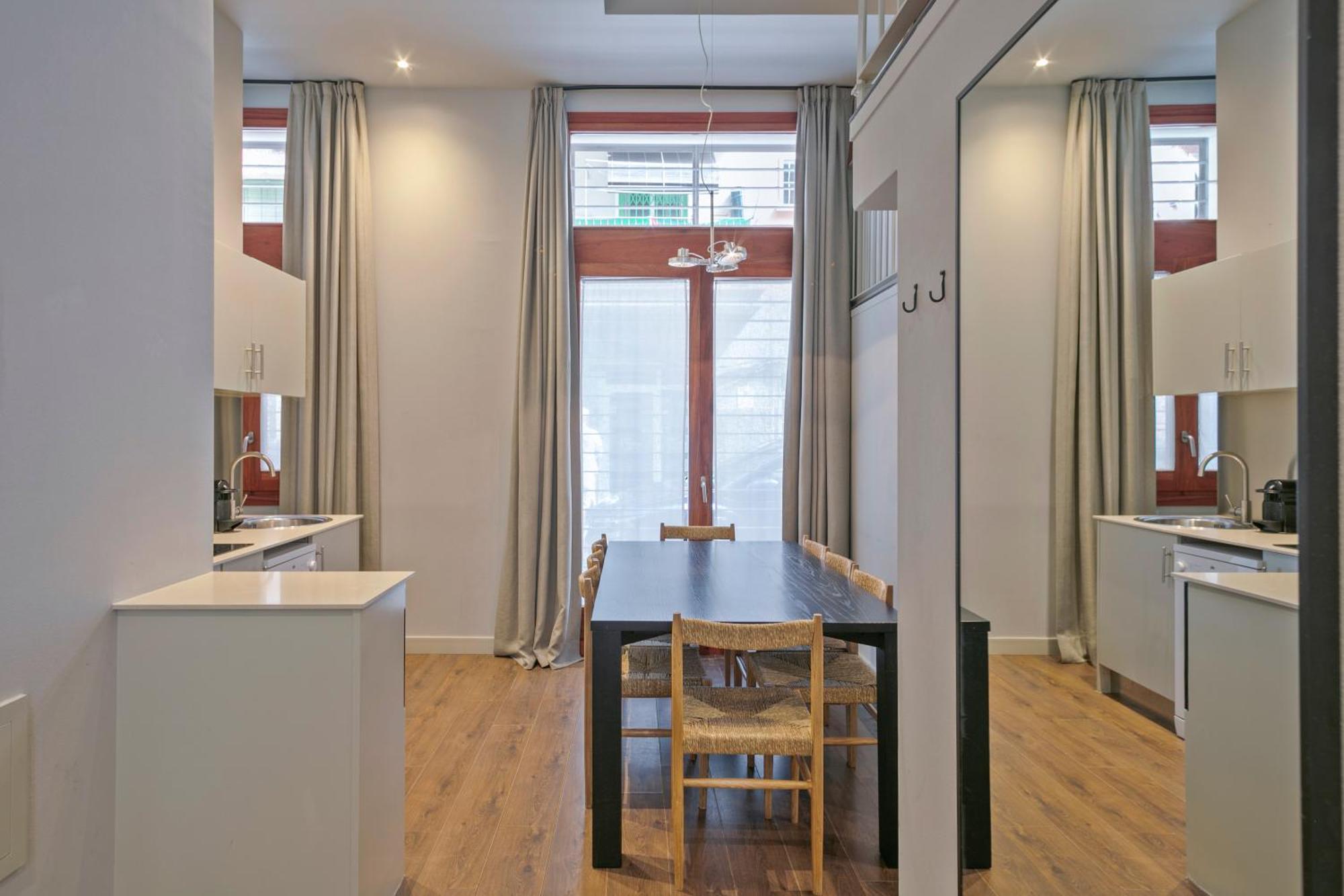 Uma Suites Barceloneta Beach