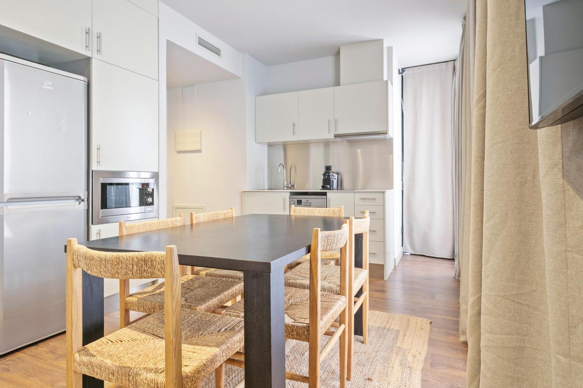 Uma Suites Barceloneta Beach