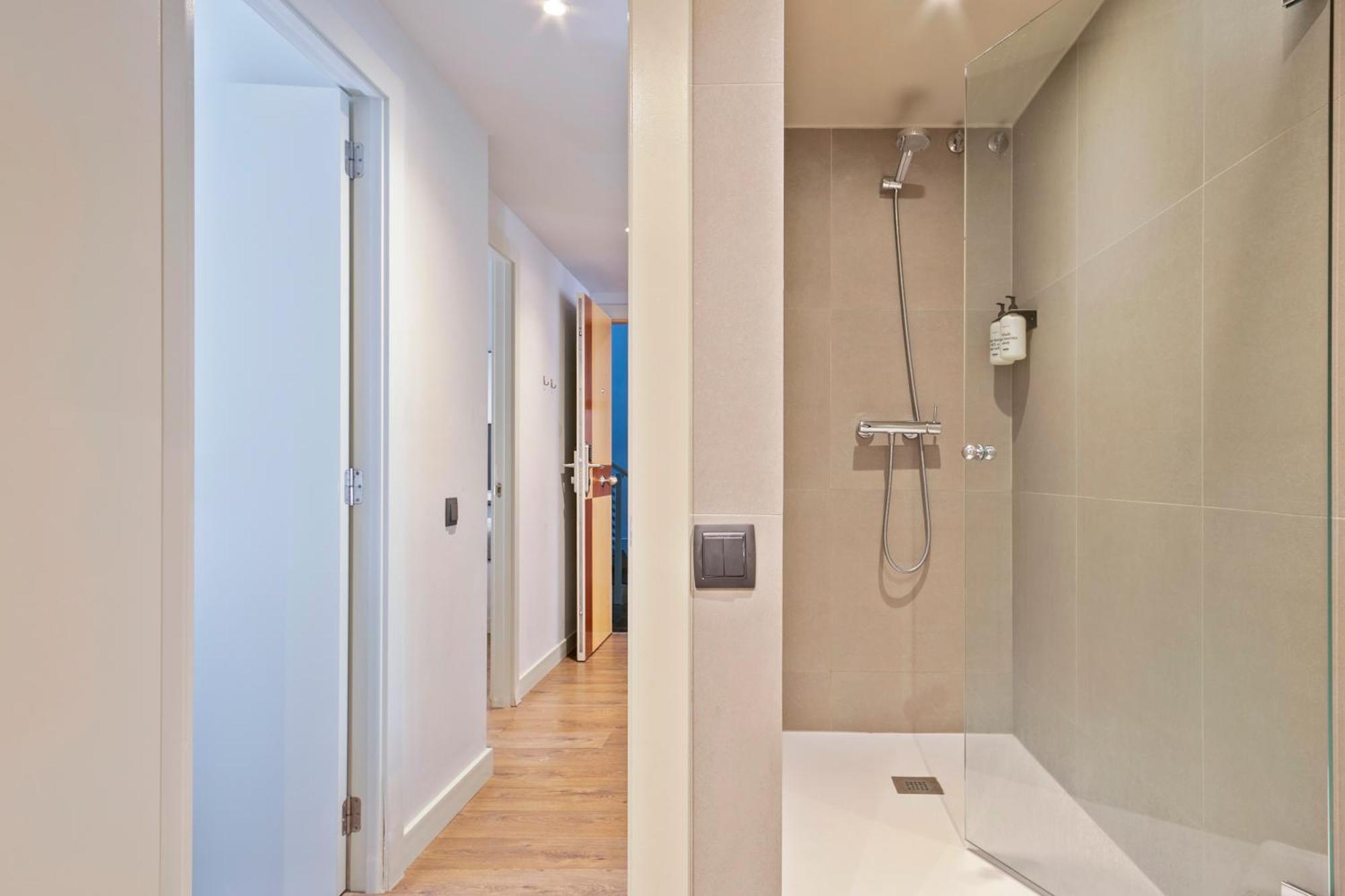 Uma Suites Barceloneta Beach *