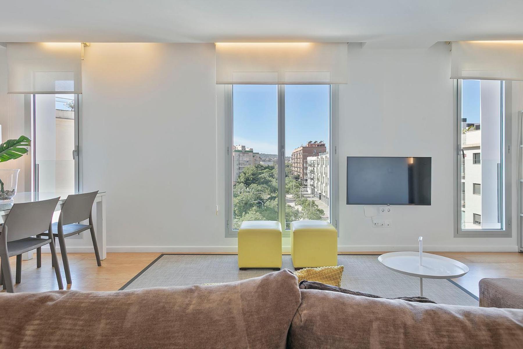 Lugaris Apartment *