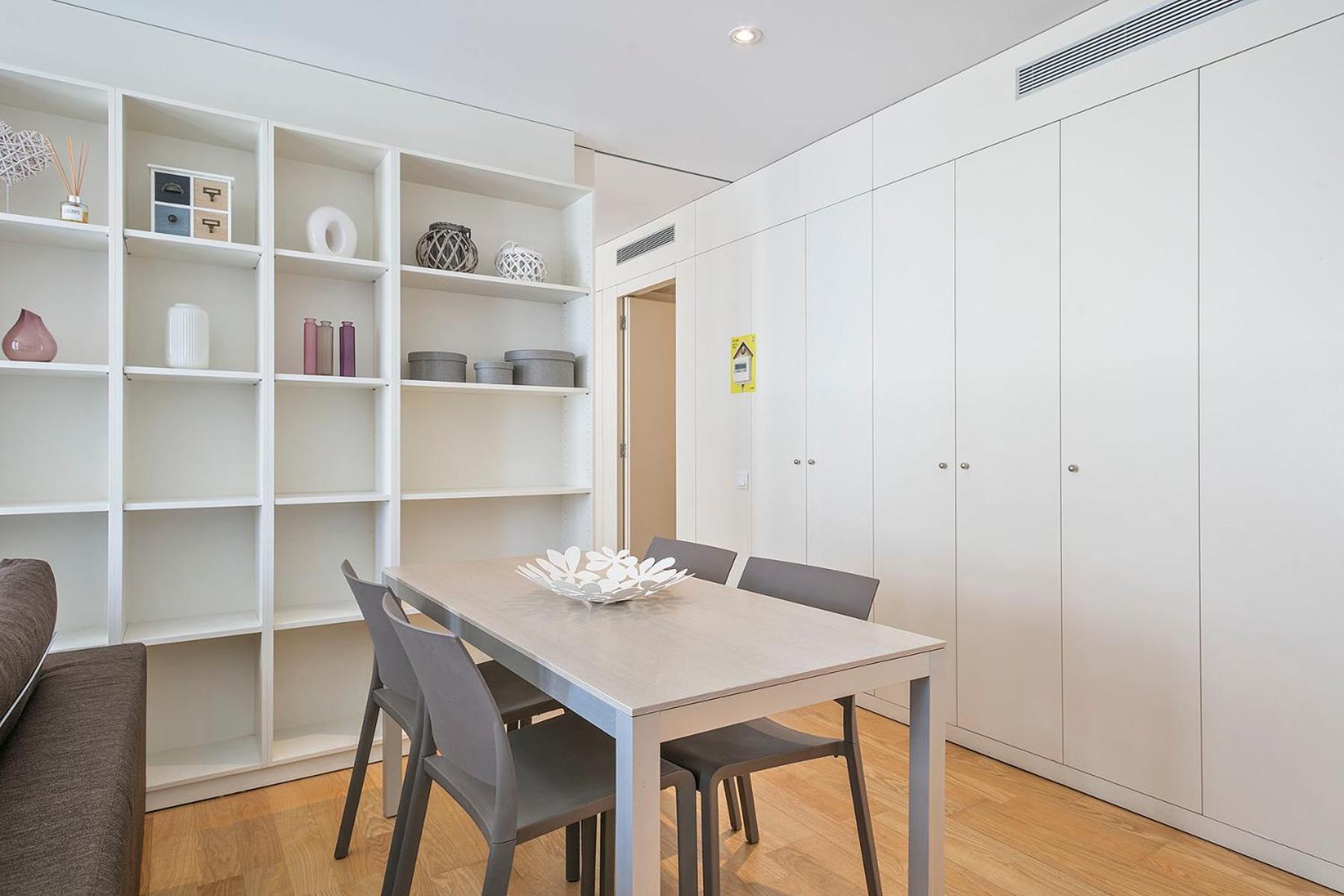 Lugaris Apartment *