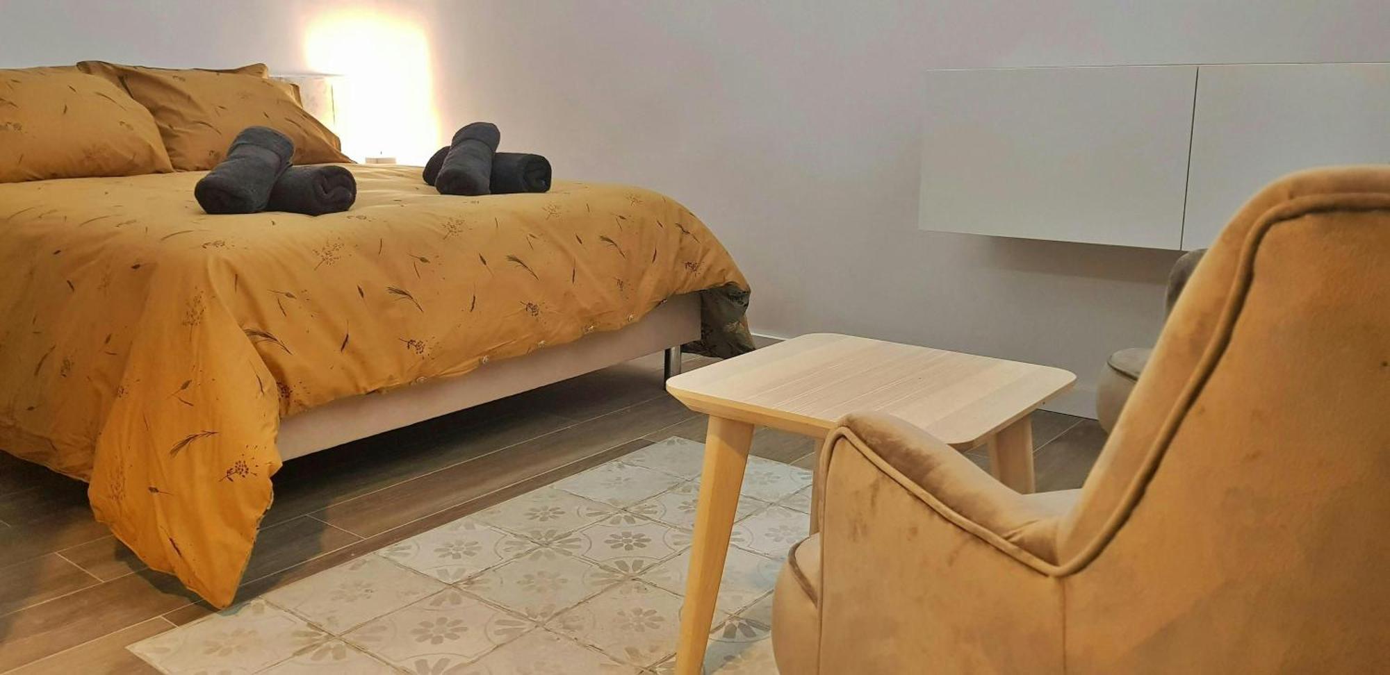 Sant Antoni 3 - Downtown Barcelona. Modern Appartement