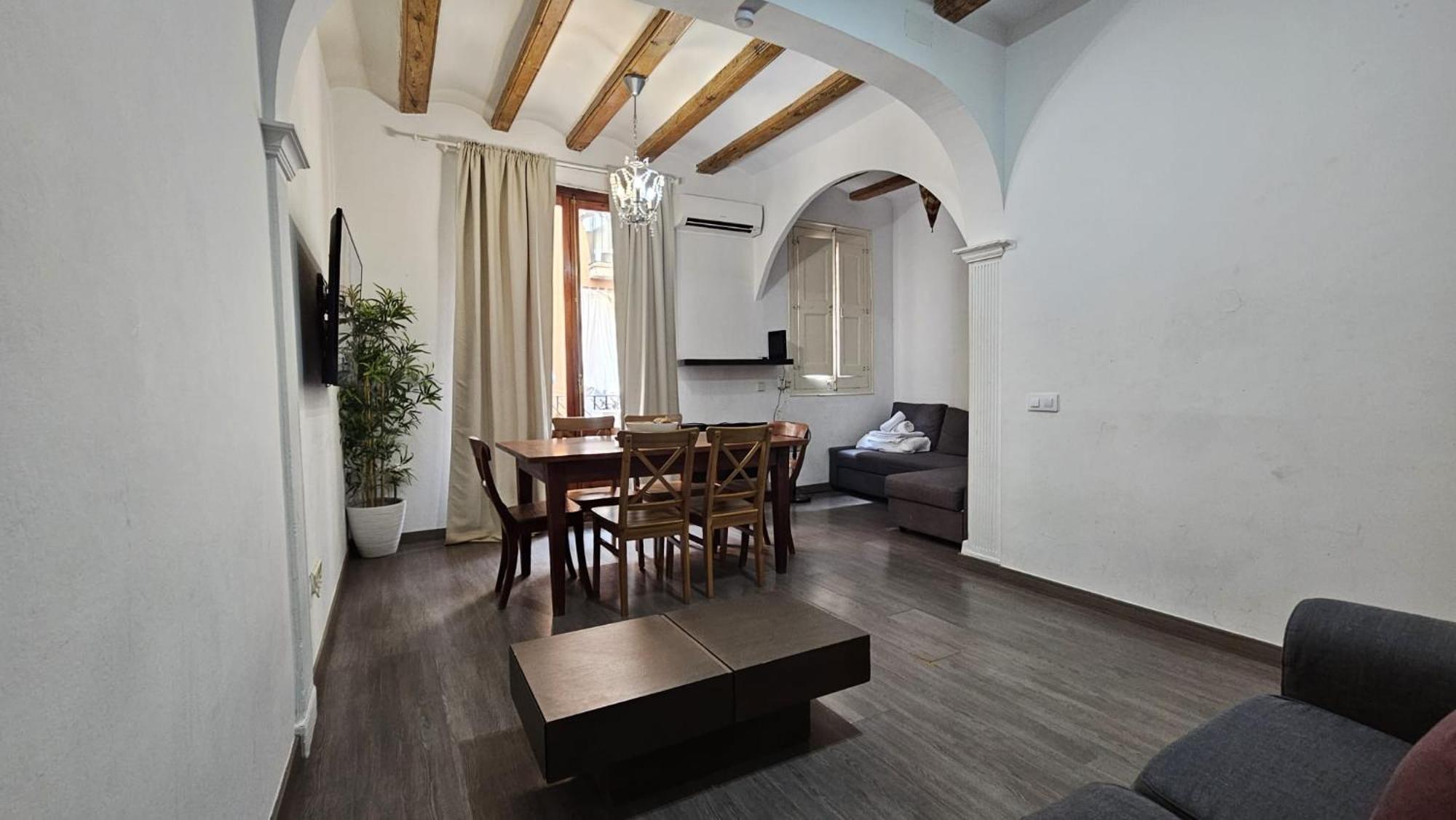 Apartment Romantic 19th Century *