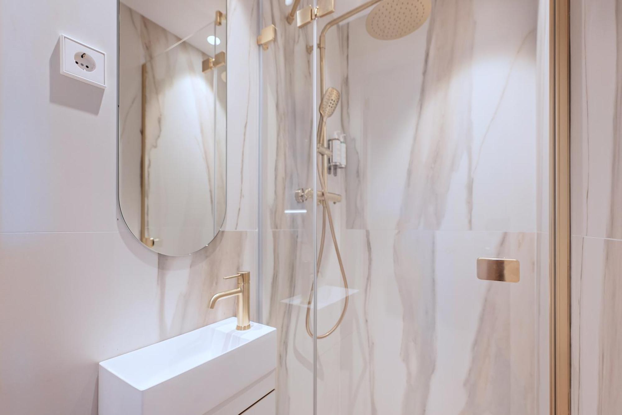 Diagonal Atic By Sweett Appartement