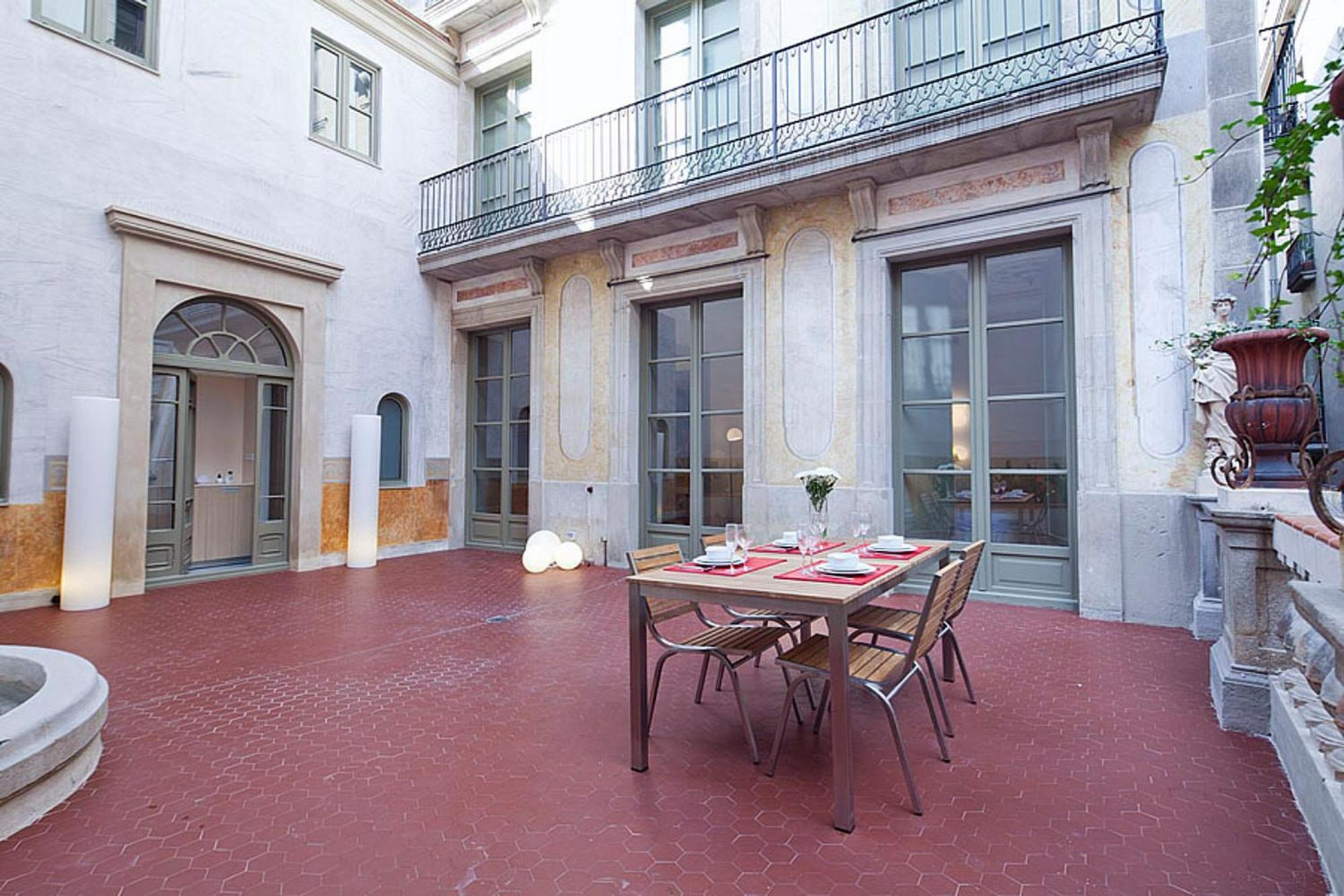 Ola Living Portaferrissa Apartamento