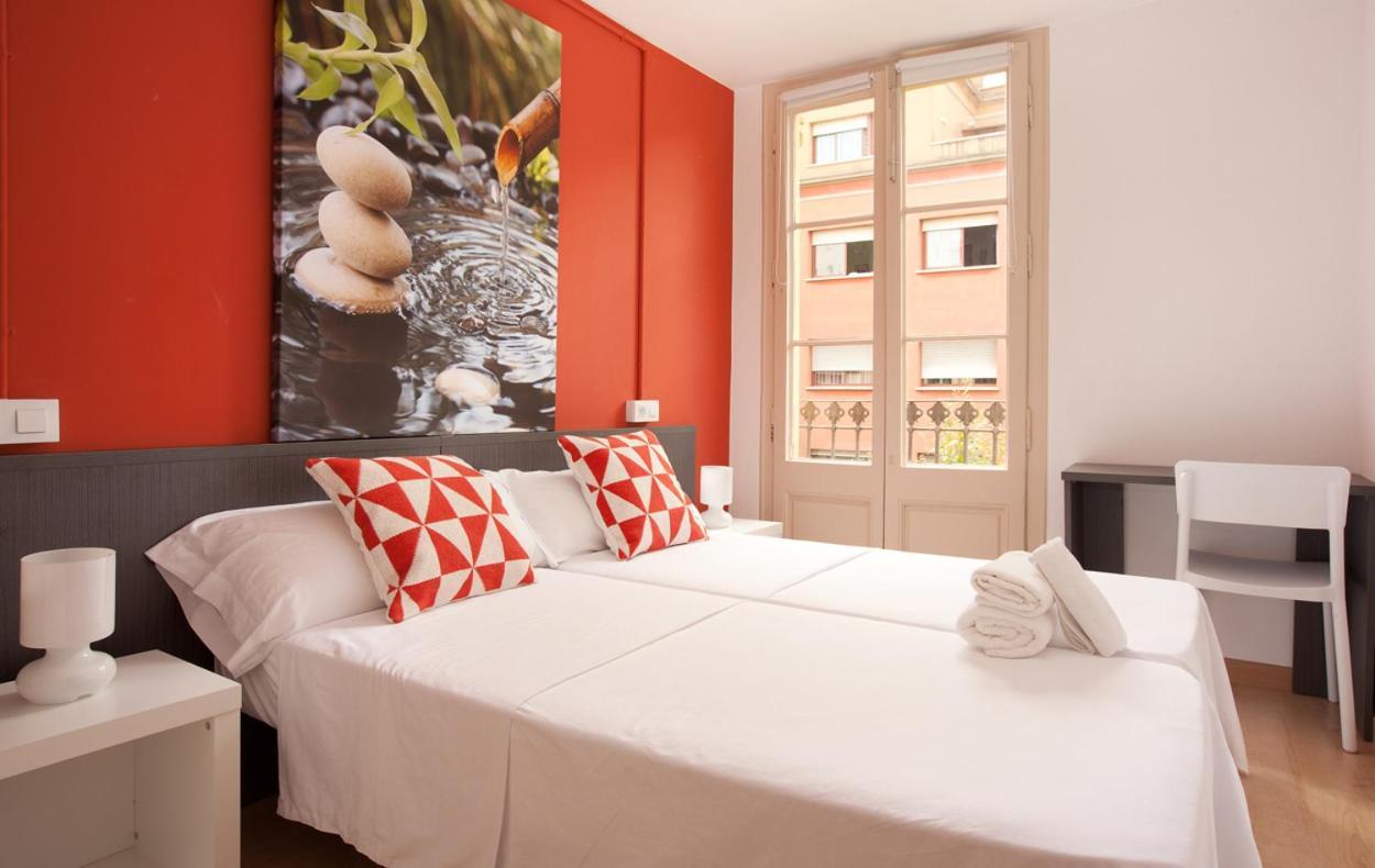 Ab I Apartment *