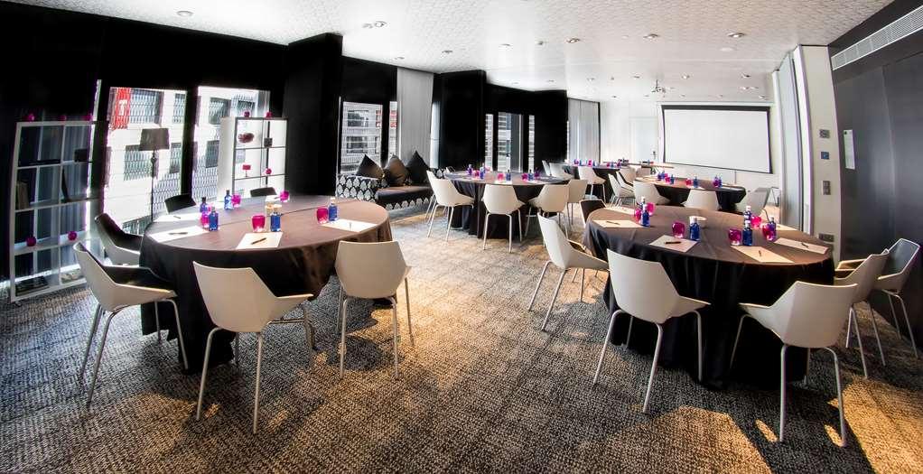 Hotel Barcelo Raval 4*