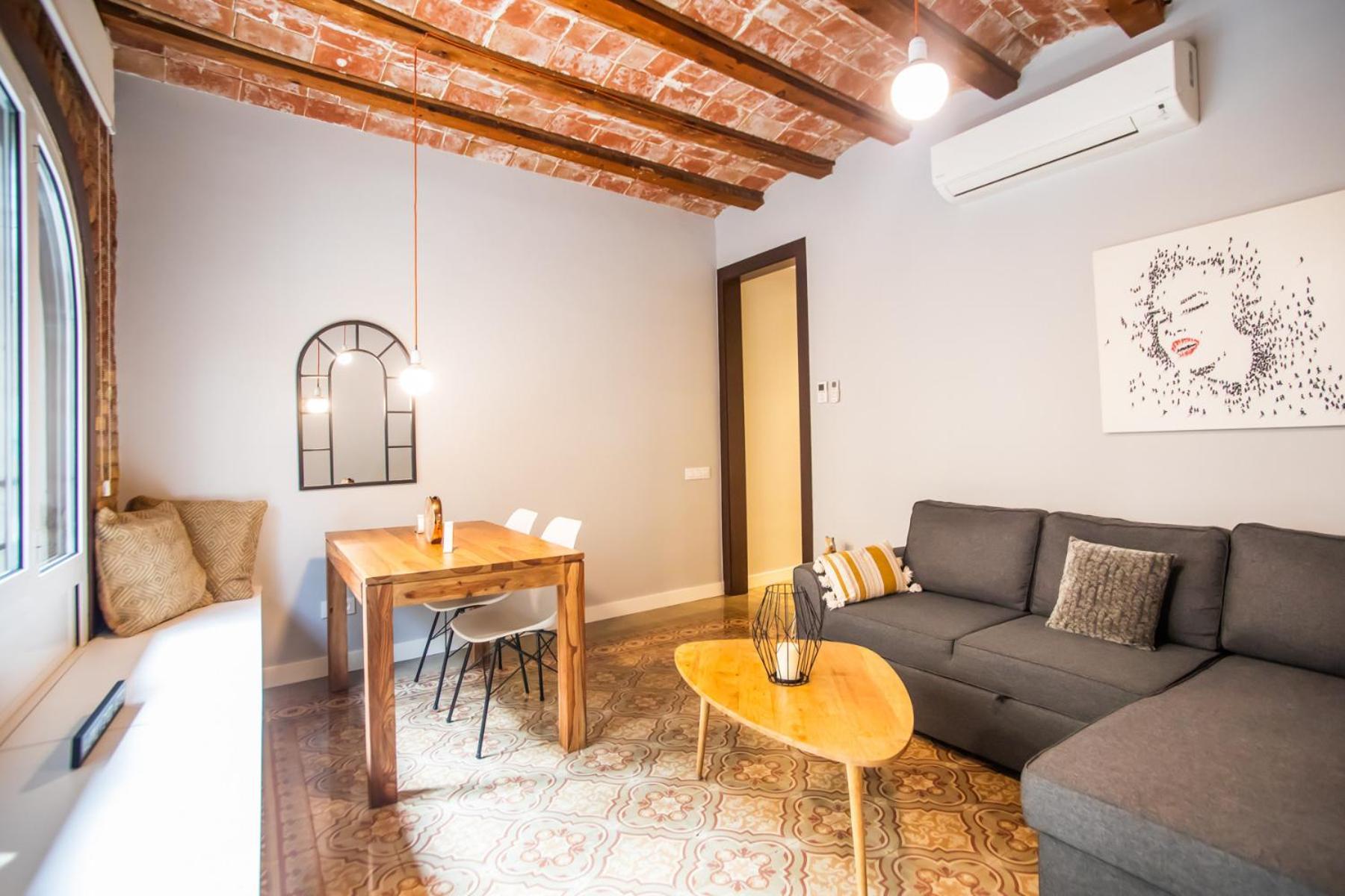 E1mal1079- Fantastic 2br Flat In The Center Barcelone