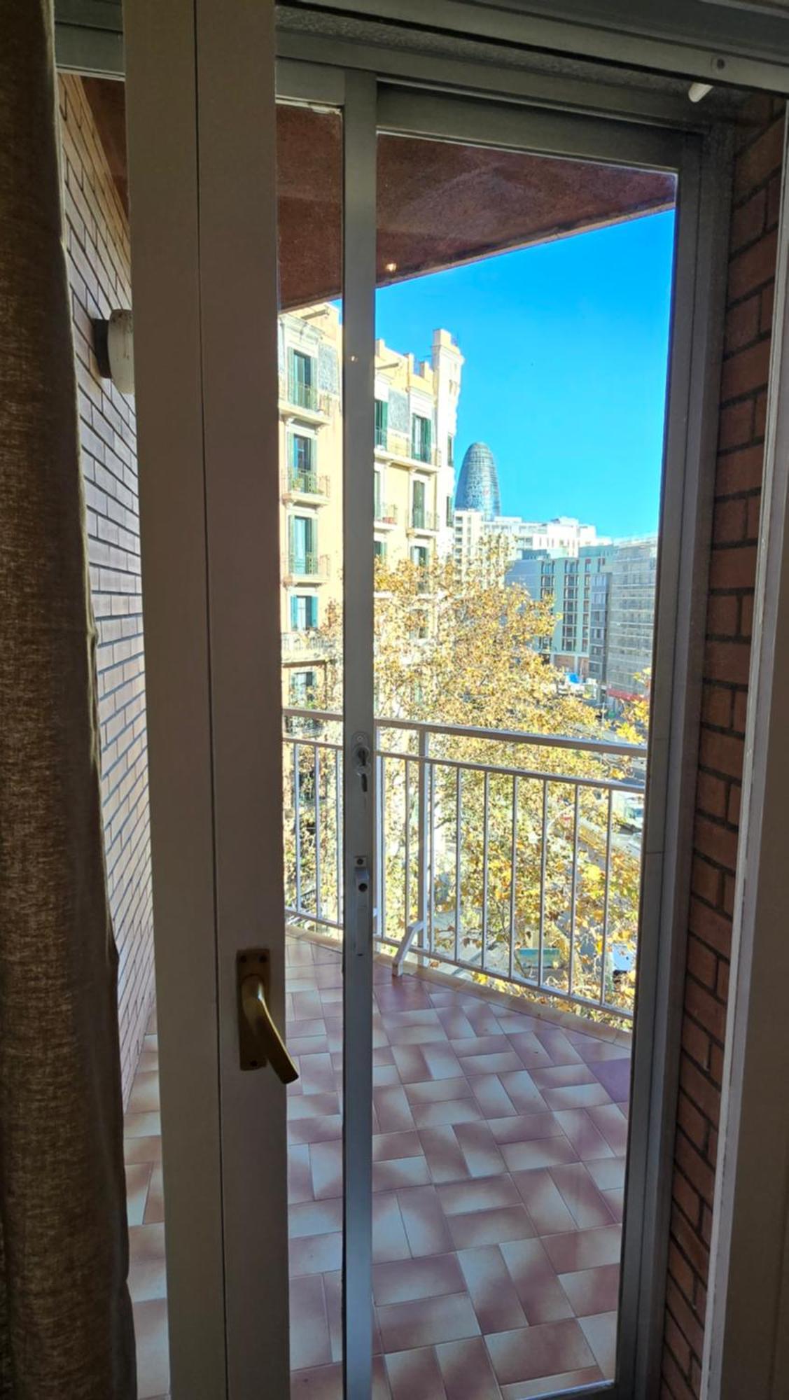 Apartment Opening Doors Monumental *
