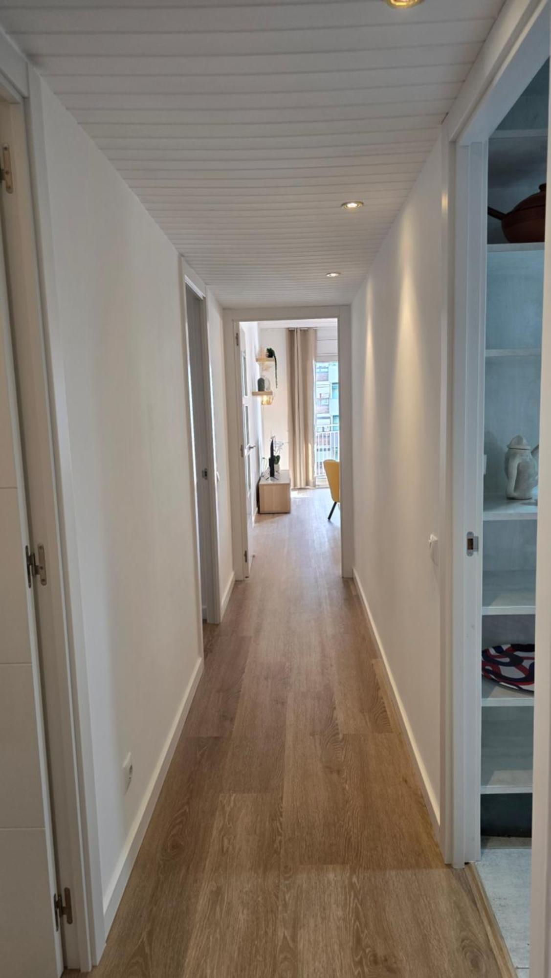 Apartment Opening Doors Monumental *