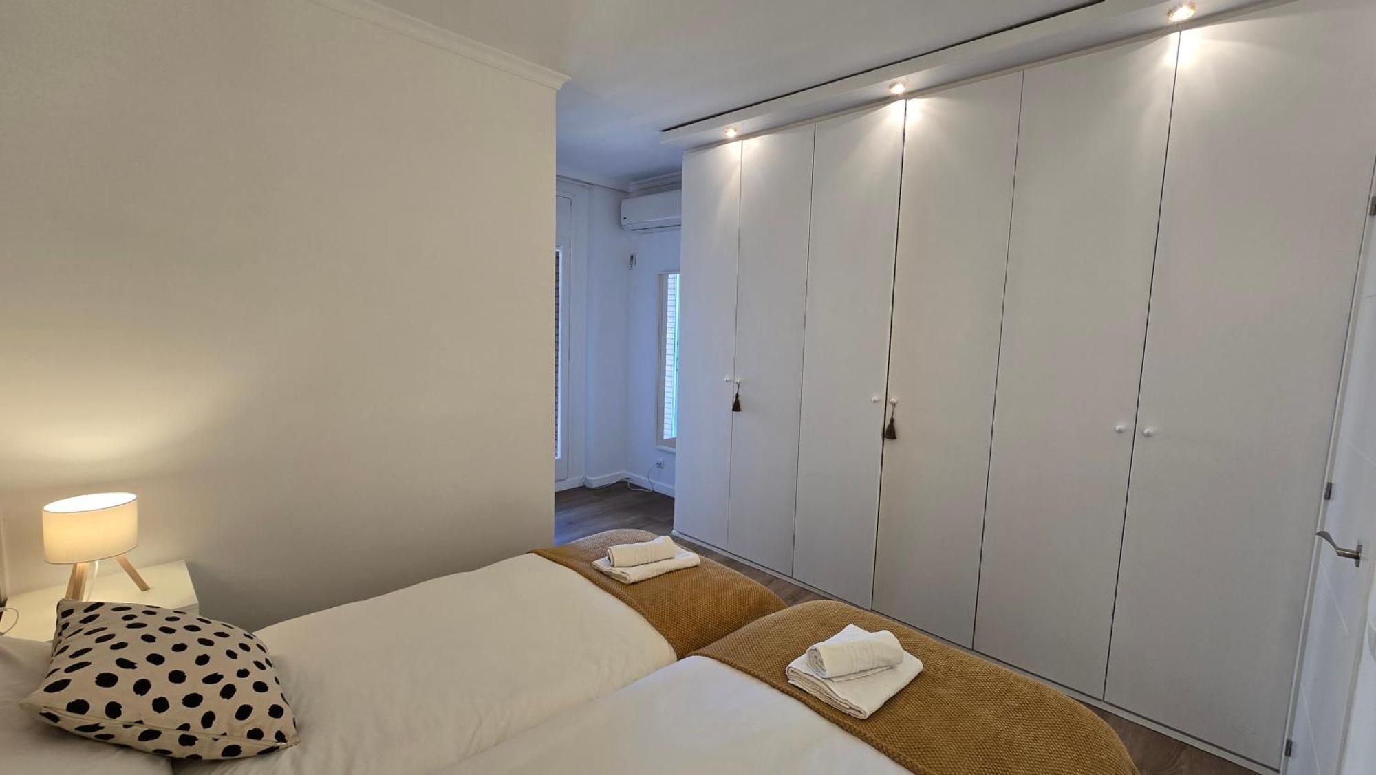 Opening Doors Monumental Apartment Barcelona