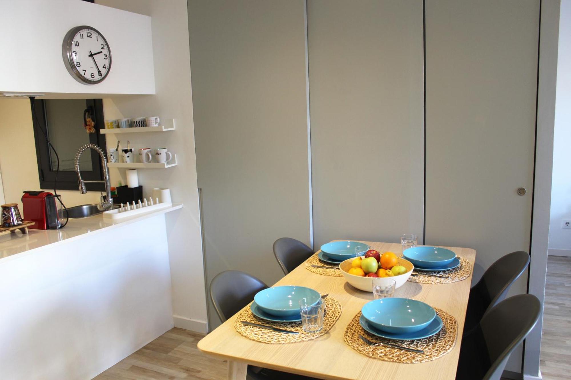 Apartment Piso Nuevo Al Lado De La Sagrada Familia. Barcelona