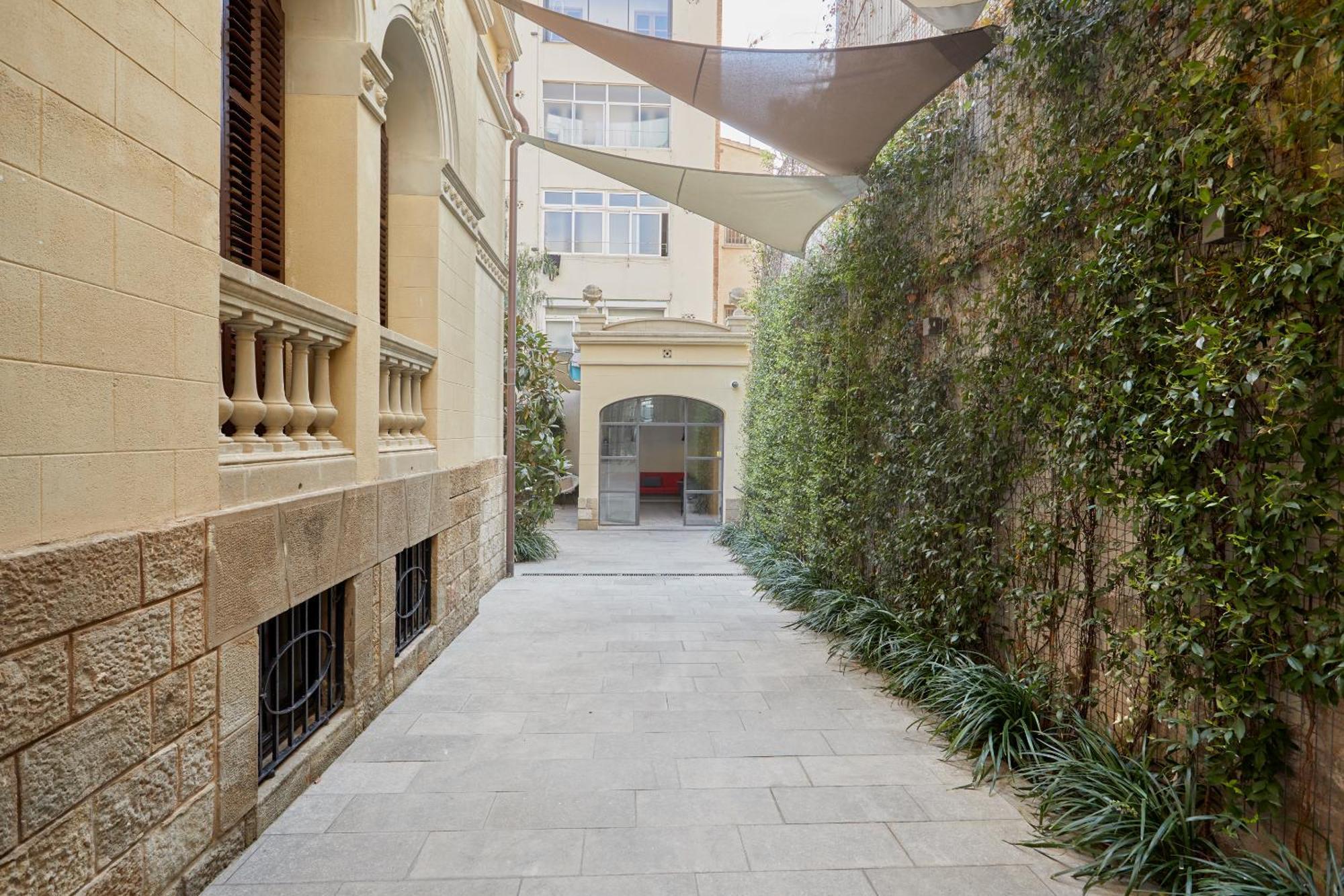 Hotel Le Palacete Hotel Gracia District, Sonder By Marriott Bonvoy 3*