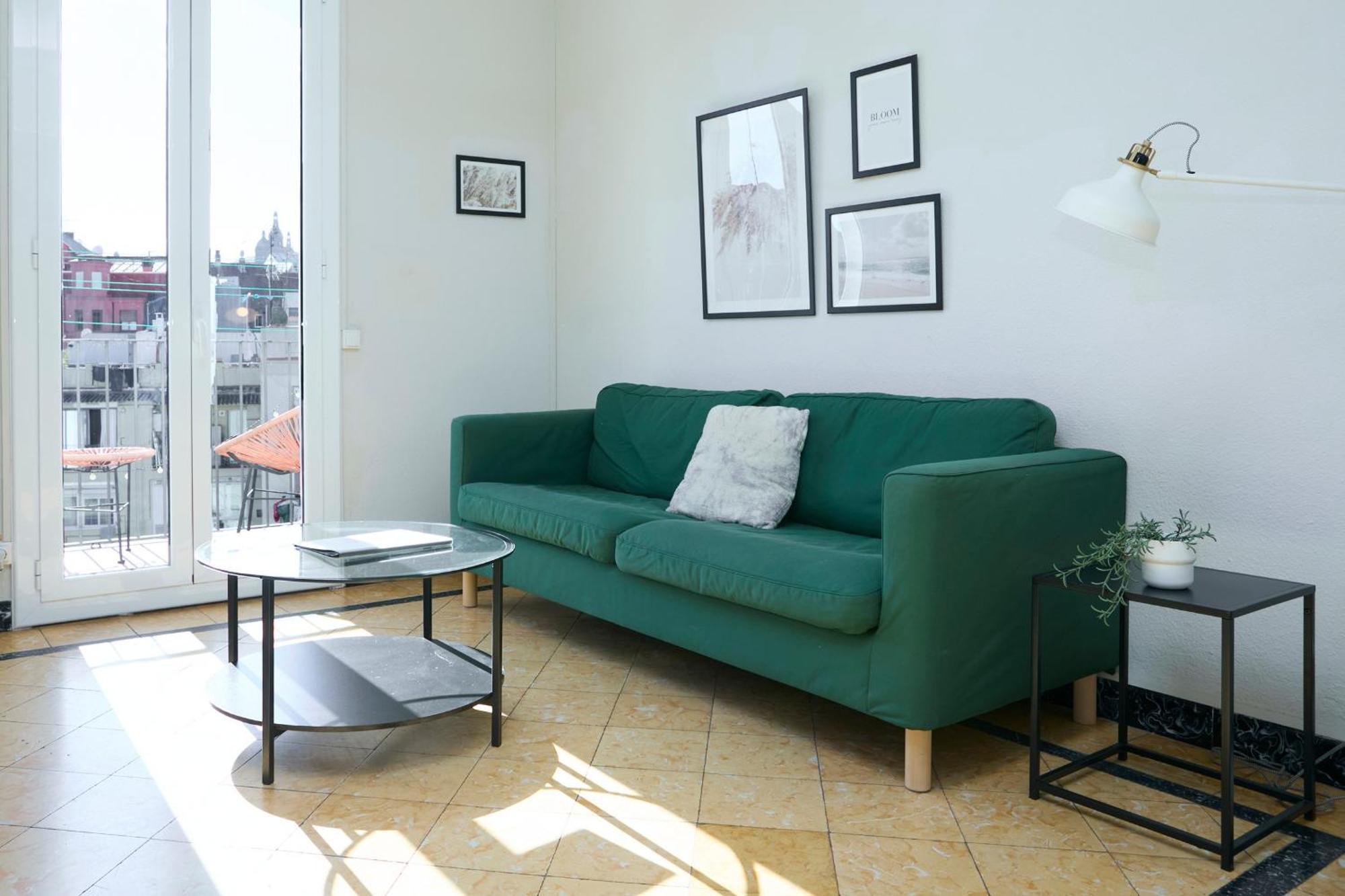 63par1016- Sunny In Paralel * Barcelone