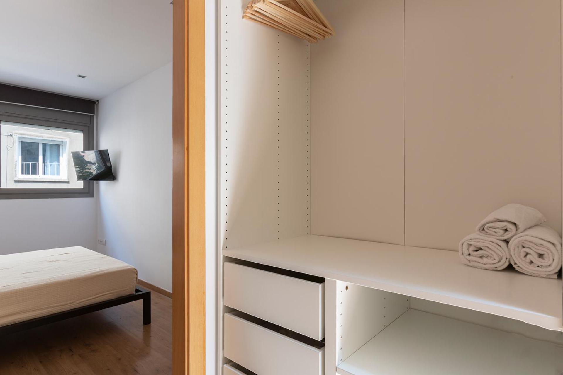 4263 - Ab Les Corts Ii Appartement *
