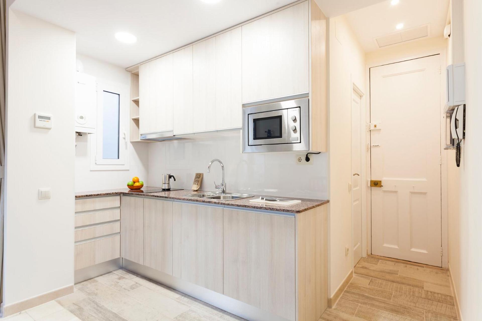 2582 - Ab Sagrada Familia Marina Appartement Barcelone