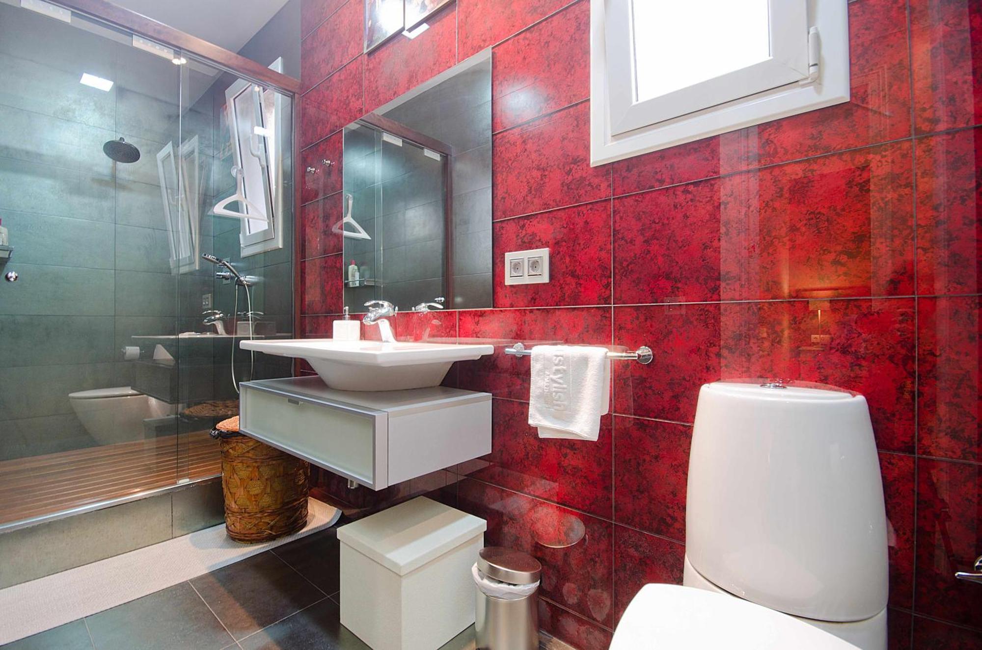 Appartement Three Bedroom In Gran De Gracia - Stylish *