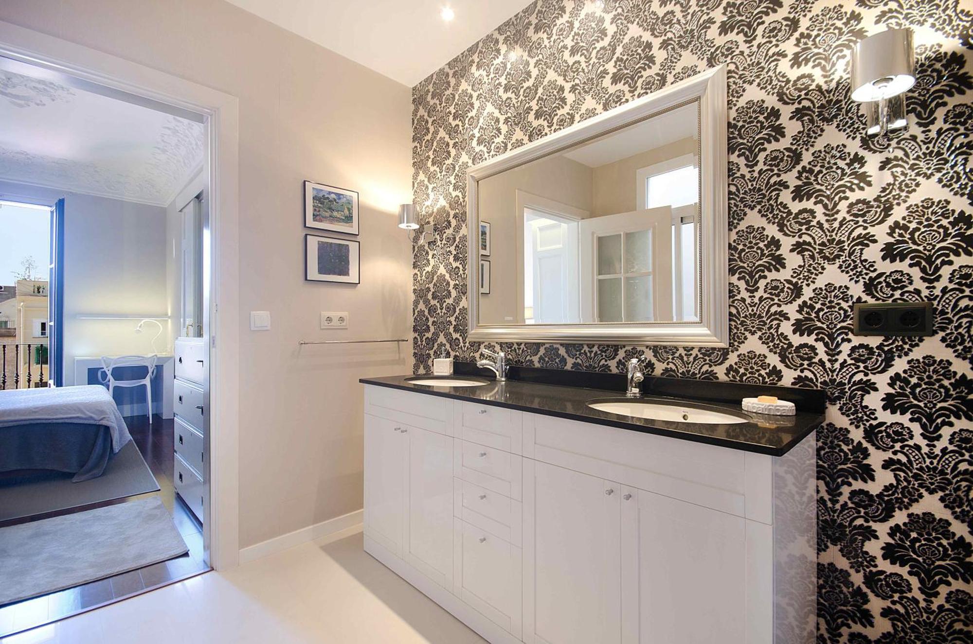 Appartement Three Bedroom In Gran De Gracia - Stylish