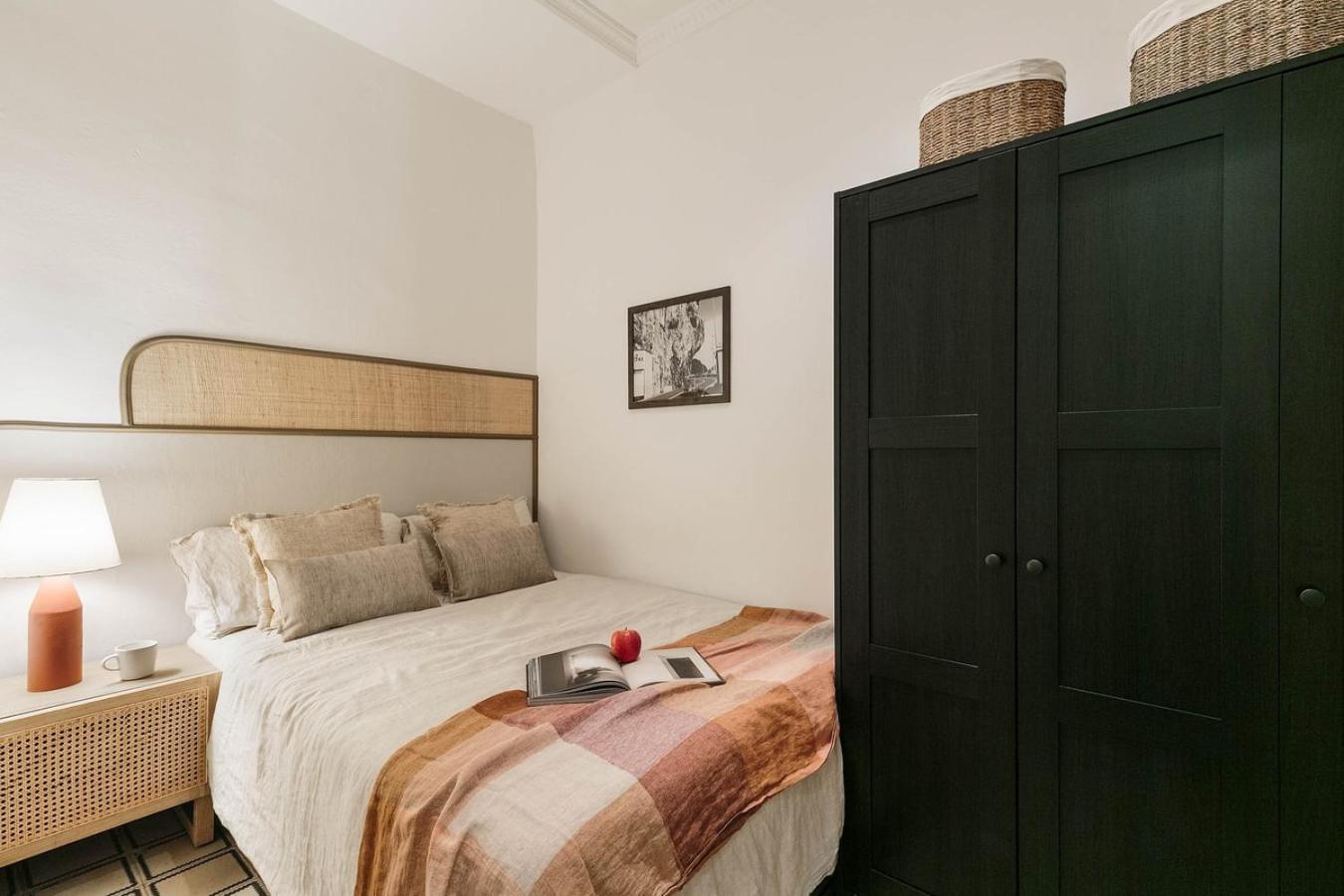 Veduto - 2 Bedrooms In Eixample Esquerra Appartement Barcelone