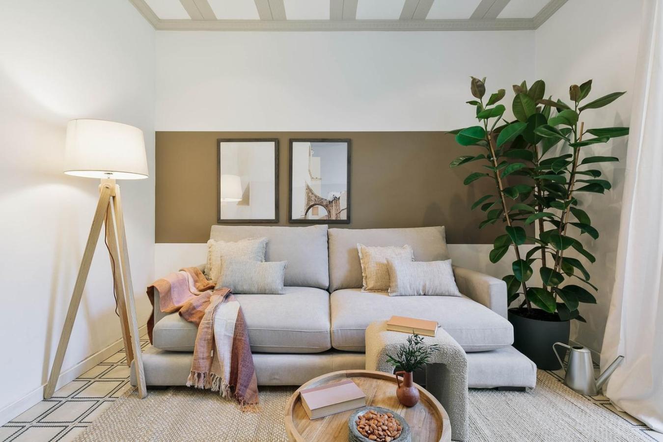 Veduto - 2 Bedrooms In Eixample Esquerra Appartement *