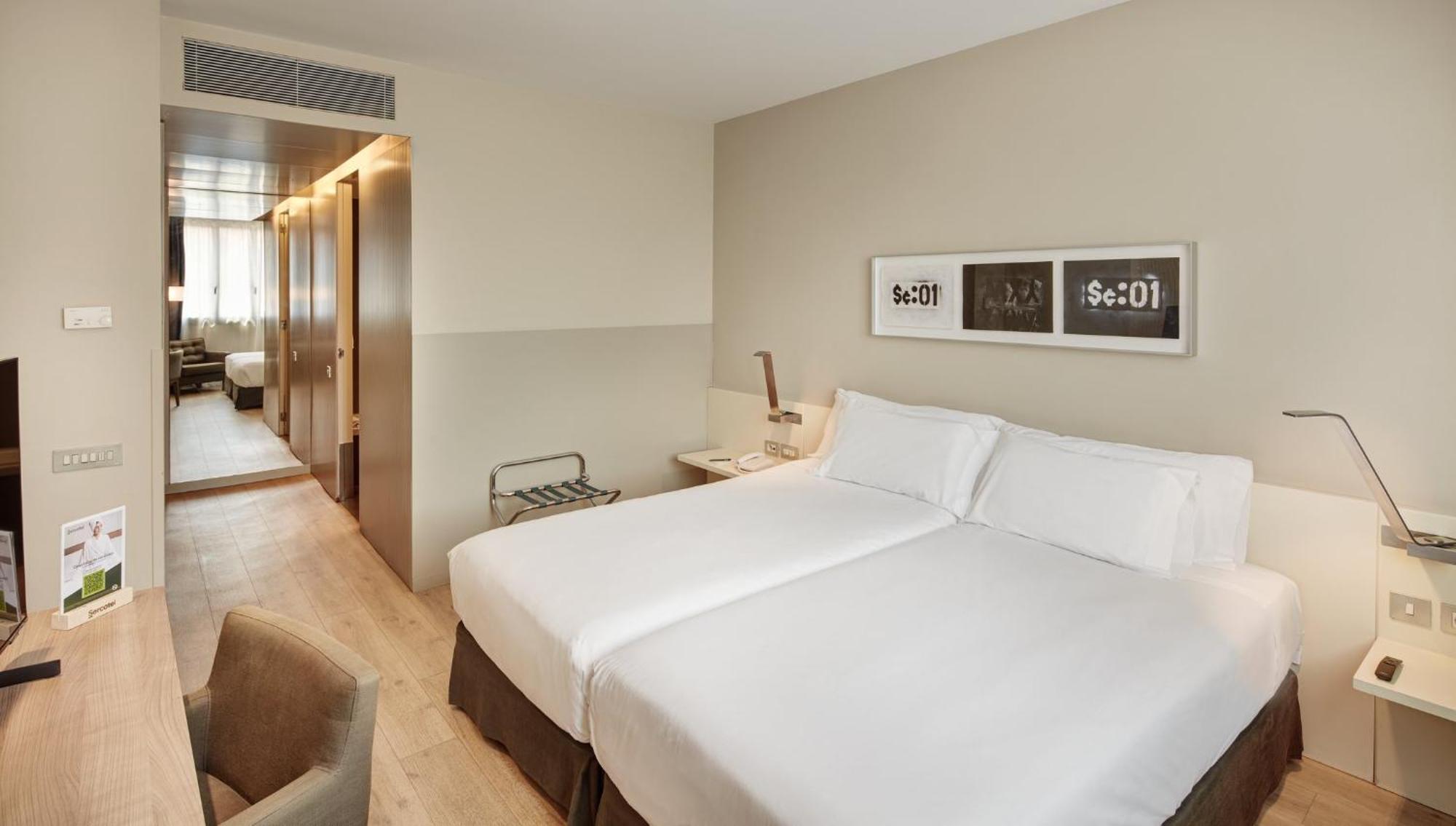 Sercotel Amister Art 4*
