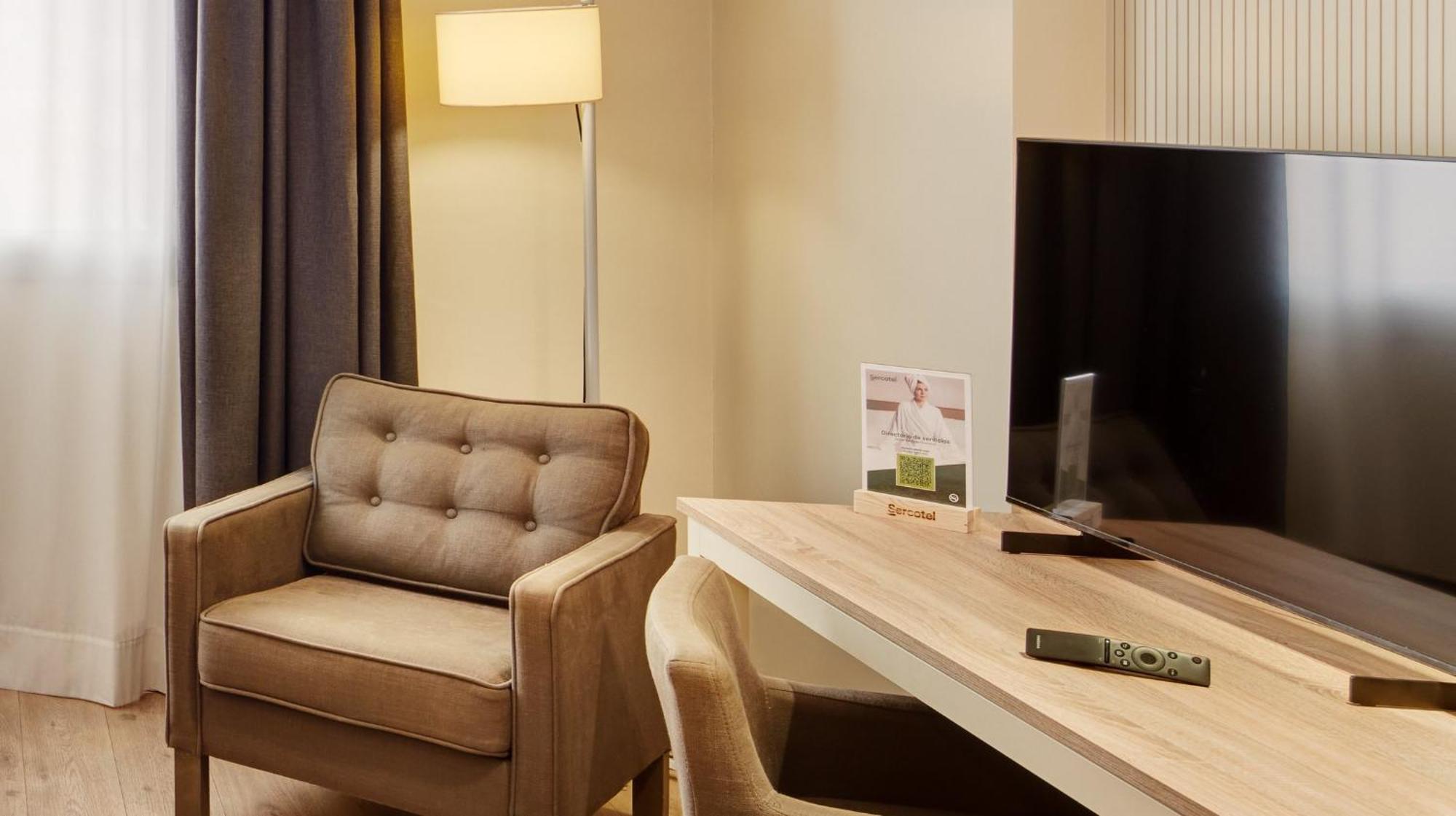 Hotel Sercotel Amister Art