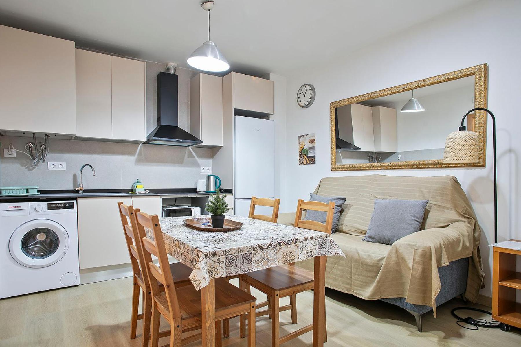 Beautiful In Ramblas 6pax Apartment *
