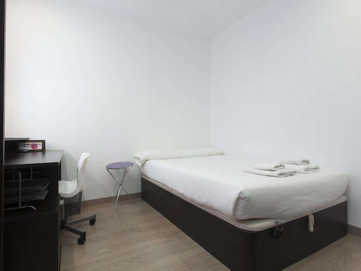 Flat Sagrada Apartment