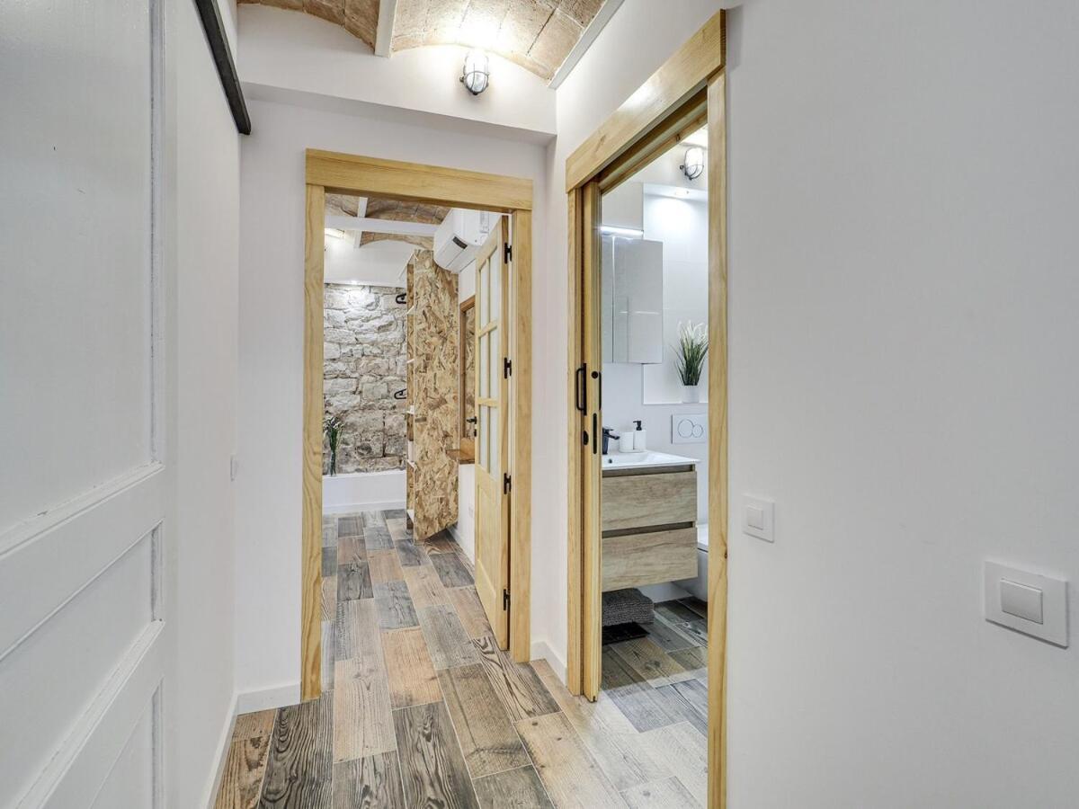 Concordia - Beautiful Flat, Spacious, 4 , 2 Bath Appartement Barcelone